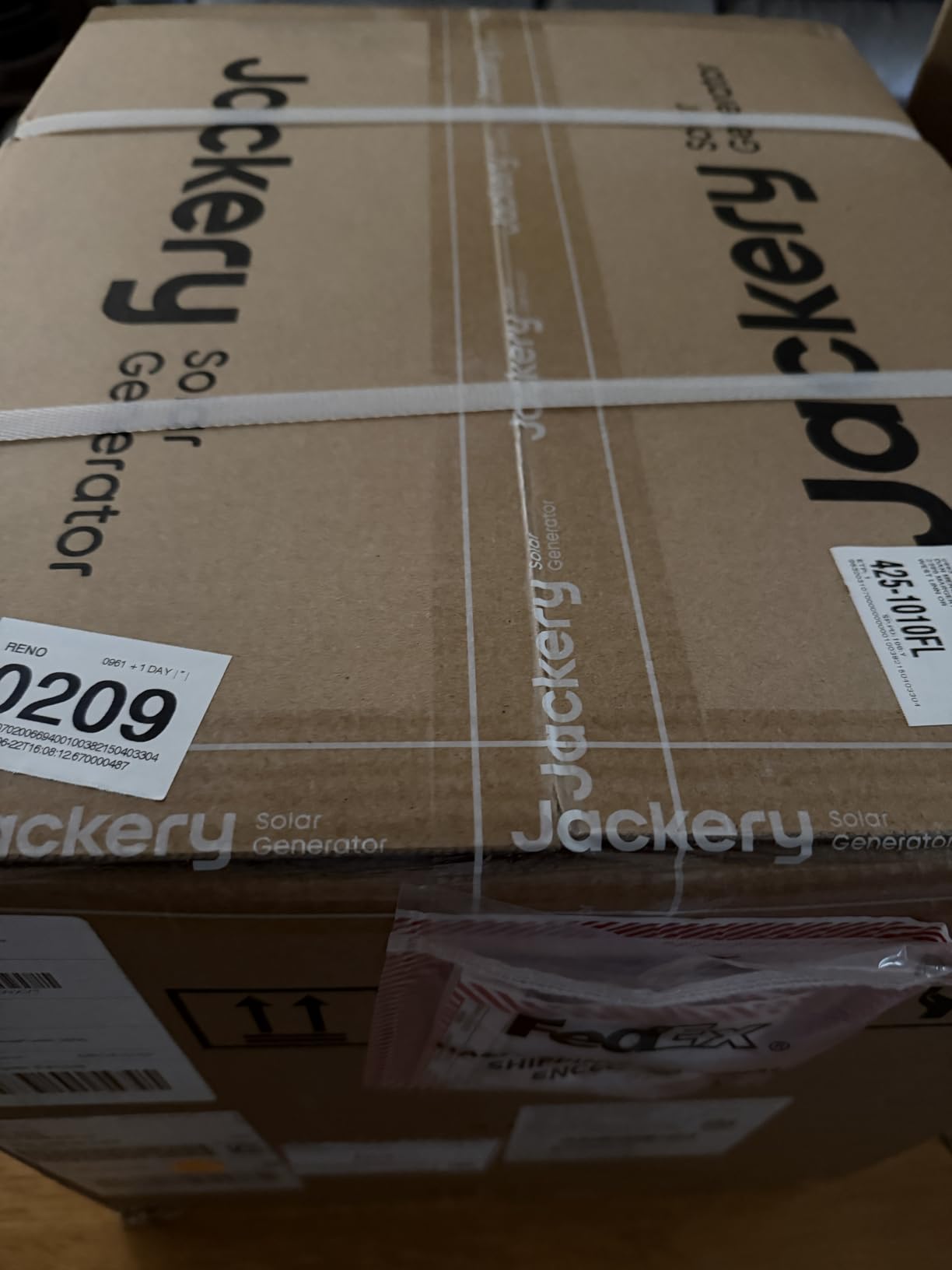 Jackery HomePower 3000 Portable Power Station, 3072Wh, 3600W AC Output | 7200W Surge, LFP Battery, Solar Generator, Essential Home Backup for Home Use, Power Outage customer photo 2