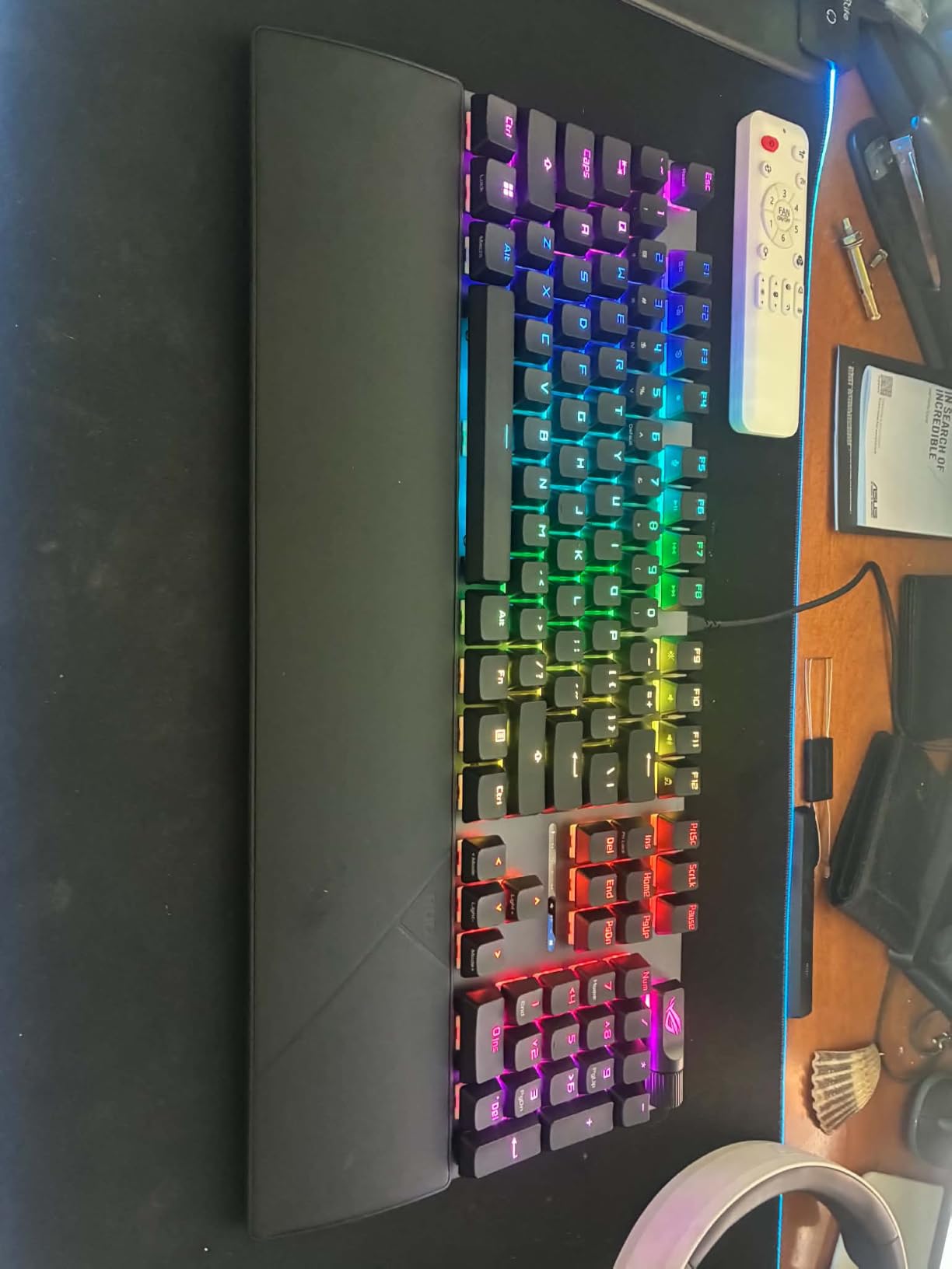 ASUS ROG Strix Scope II X Wired USB Mechanical Gaming Keyboard – 100% Full-Size, Hot Swappable Pre-lubed ROG NX Snow V2 Linear Switches, PBT Keycaps, RGB, PC/Mac Support - Black customer photo 2