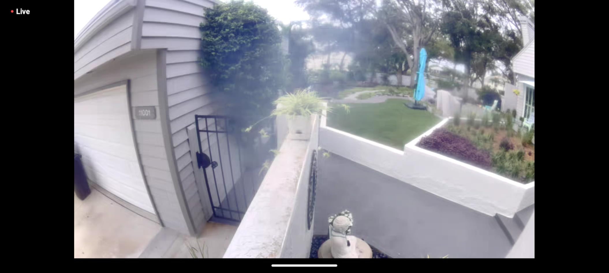 Pro Wireless Security Camera 2K HDR (6th Gen) - 1-Cam | 2K HDR video; Wireless outdoor; Rechargeable removable battery; AI detection; Emergency Response; 1-mo Secure plan incl. customer photo 1
