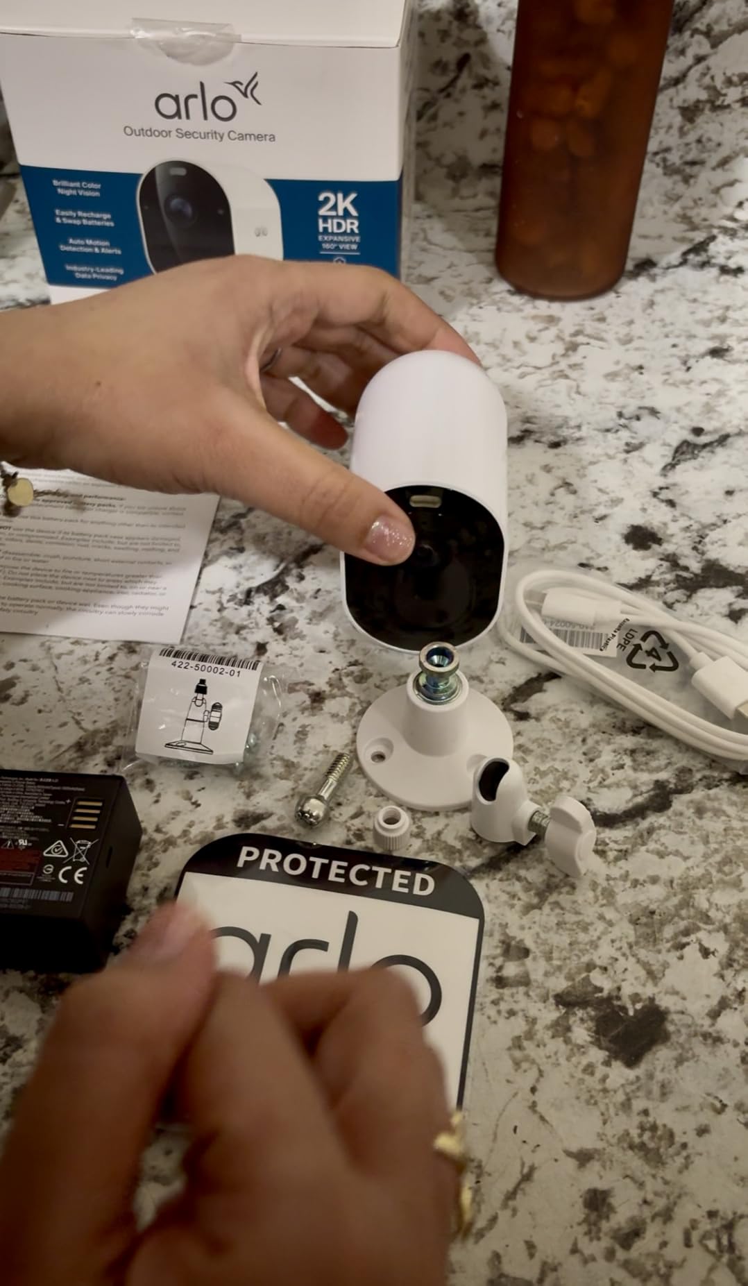 Arlo Pro Wireless Security Camera 2K HDR (6th Gen) - 4-Cam customer photo 2