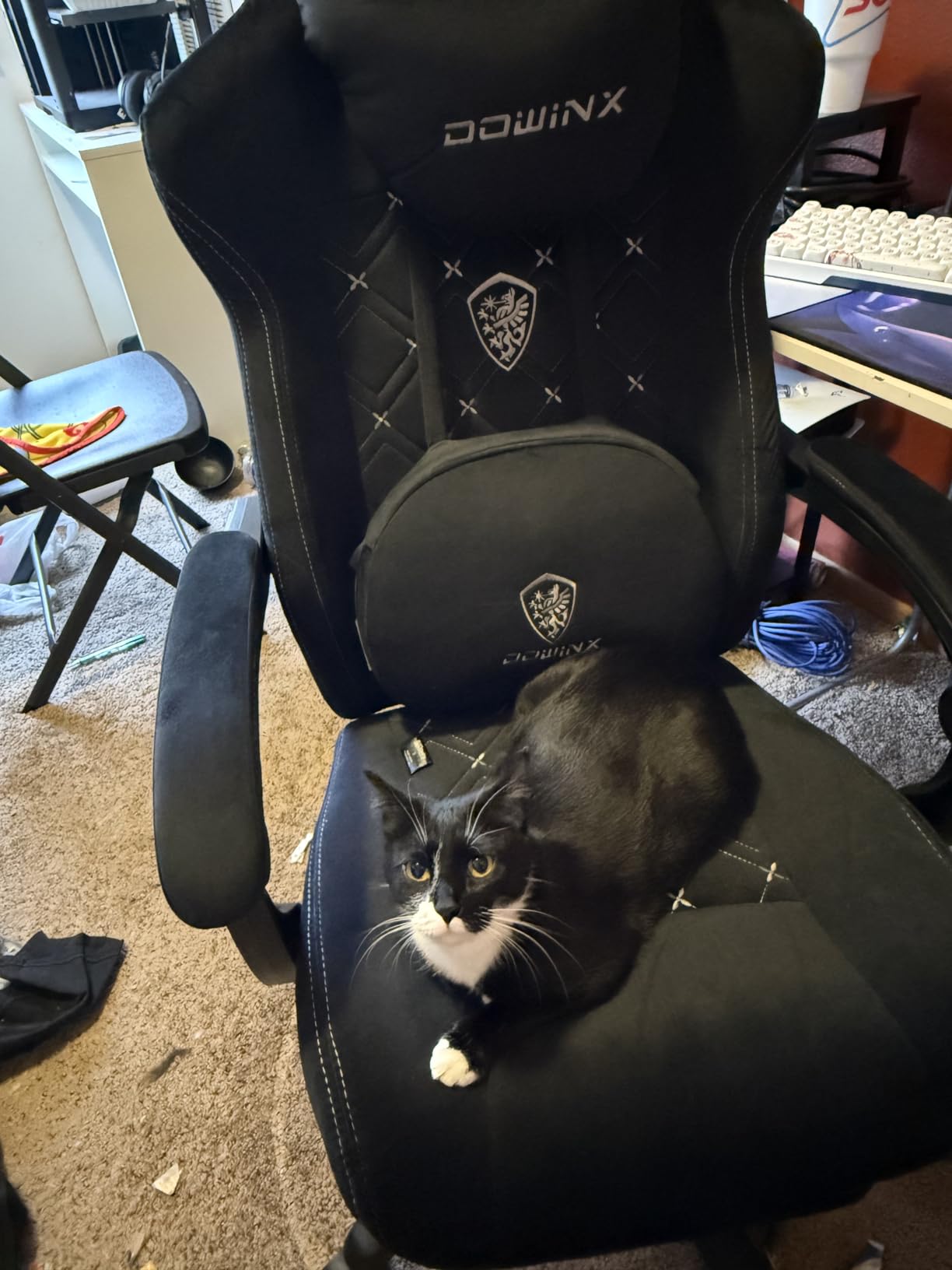 Dowinx Gaming Chair with Heated Massage Lumbar Support, Big and Tall Fabric Gaming Chairs for Adults with Footrest, Ergonomic Computer Game Chair with Poket Spring Cushions, 350lbs, Black customer photo 2