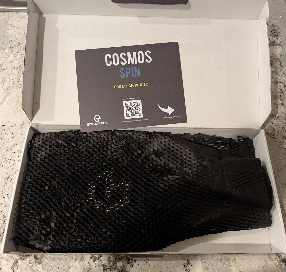 Cosmos Spin | Edgetech Pickleball 16mm Paddle + Cover | Dual Layer Surface - Titanium Weave Base - T700 Raw Carbon Fiber Surface | Orbit Grooves for Spin | Space Propulsion Honeycomb PP Core customer photo 2