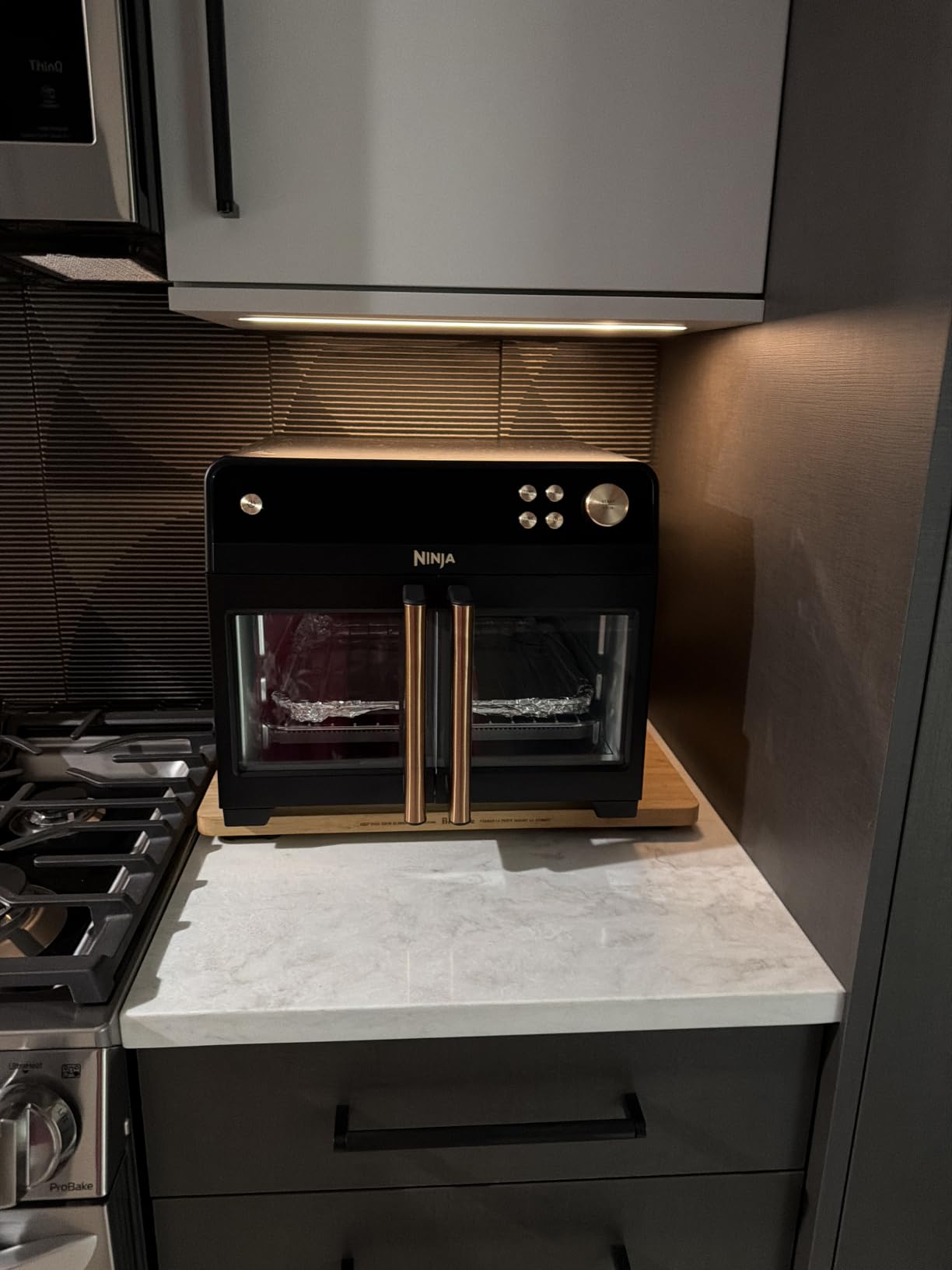Ninja French Door Premier Air Fry Oven, 10-in-1, 20.3 Qt, Stainless, FO101, 450F Cyclonic Air, PFAS-Free Surface customer photo 2