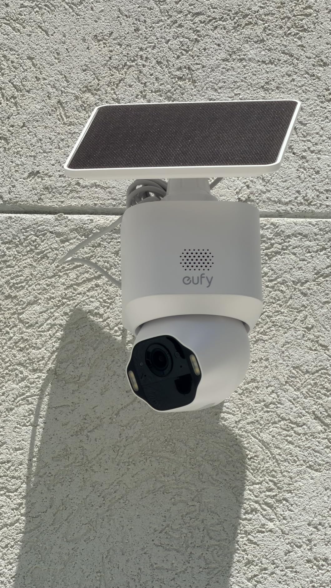 eufy Security SoloCam E42, 4K Solar Security Camera, AI Facial Recognition | AI Motion Tracking, Strobe Light, Pan & Tilt, 4K Ultra HD, Solar Powered, Up to 16TB, Smart Home Compatible customer photo 1