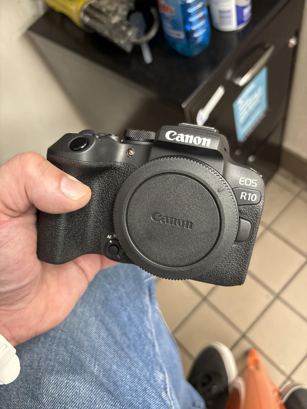 Canon EOS R10 Mirrorless Camera with 18-45mm Lens (5331C009) Bundle | For Beginner Photographers & Vloggers | 24.2MP APS-C Mirrorless Camera | 4K Video + 64GB Memory Card + Camera Bag customer photo 2