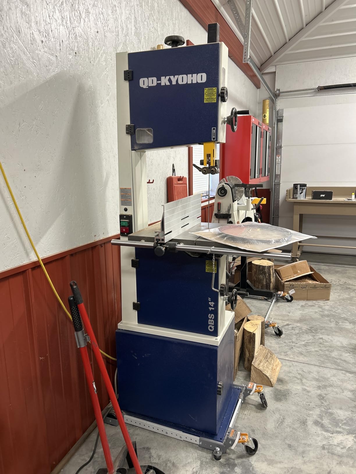 Band Saw, Portable 9-Inch Bandsaw for Woodworking customer photo 2