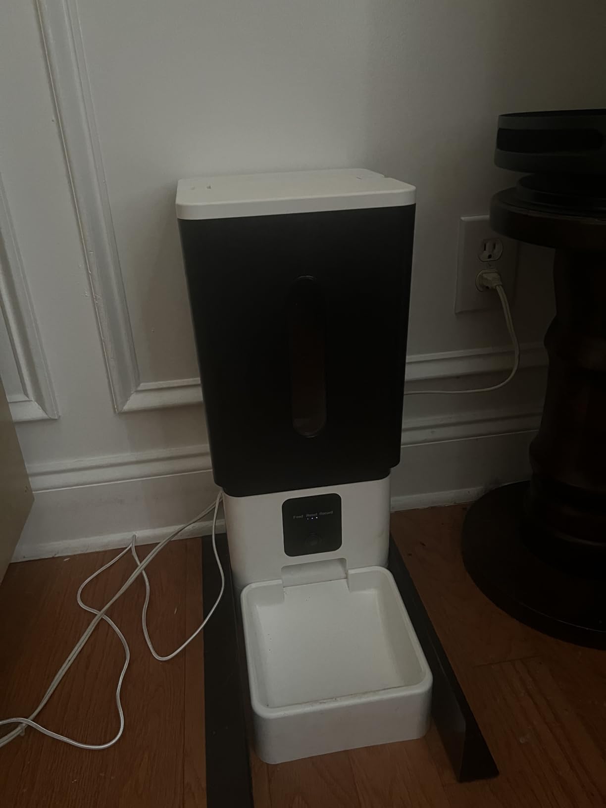 Large Breed Automatic Dog Feeder: 12L/50 Cups for 20-Days Food | Bigger Kibble No Jamming, 1080P HD Camera with Night Vision, 5G WiFi Easy to Schedule customer photo 1