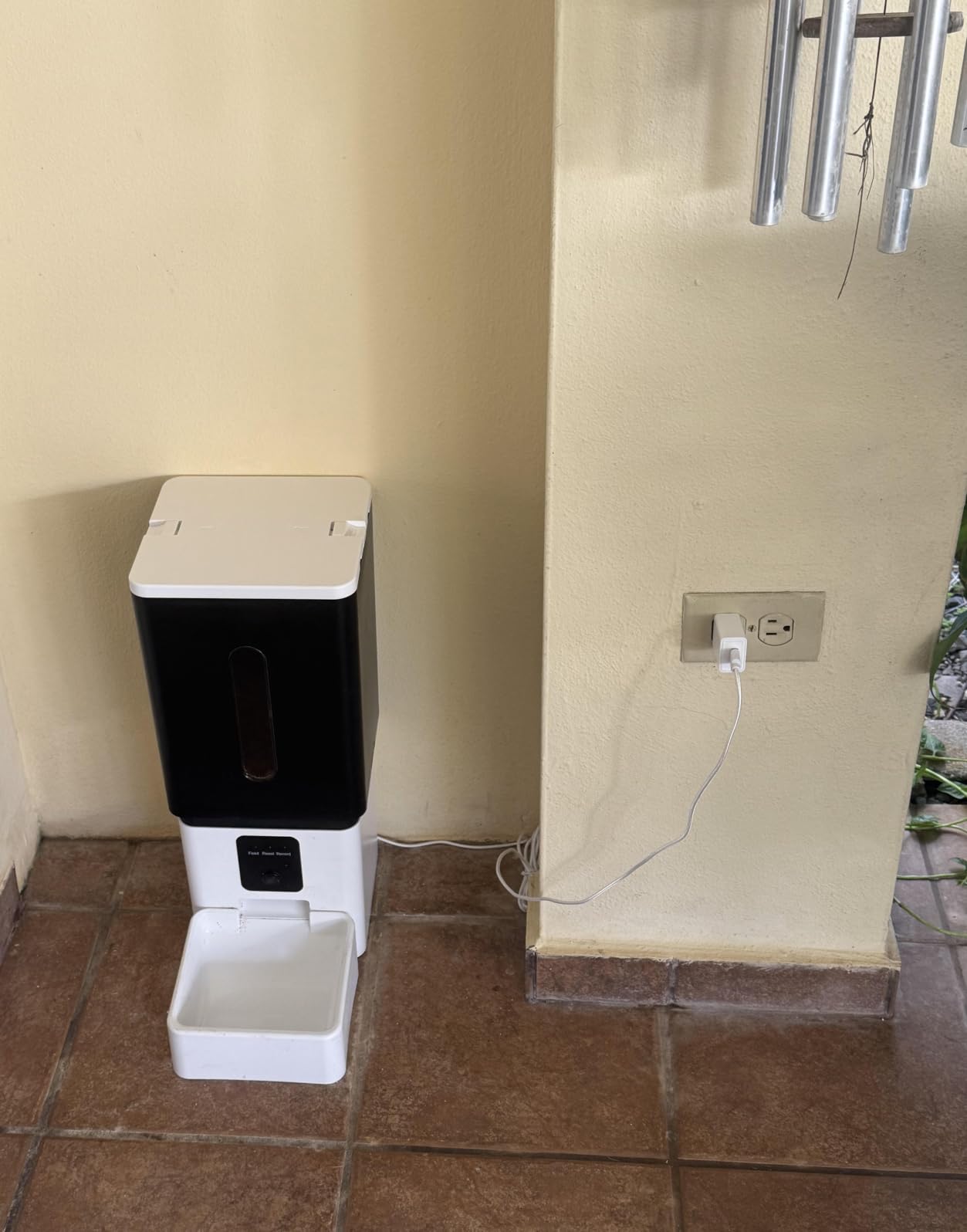 Large Breed Automatic Dog Feeder: 12L/50 Cups for 20-Days Food | Bigger Kibble No Jamming, 1080P HD Camera with Night Vision, 5G WiFi Easy to Schedule customer photo 2