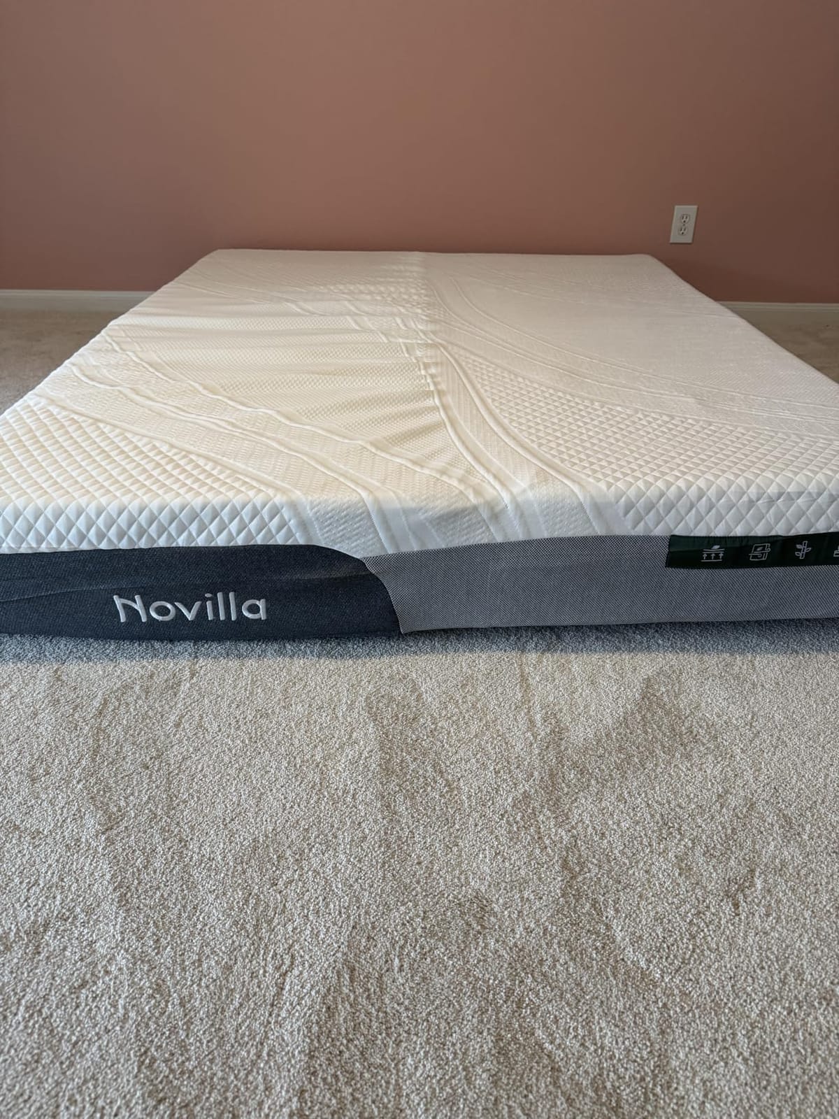 Novilla Queen Mattress 14 Inch, Gel-Infused Bliss Cooling Queen Memory Foam Mattress in a Box with Cool-Touch Nylon Cover, Pain Relief & Spinal Support with CertiPUR-US Certified Foam customer photo 1