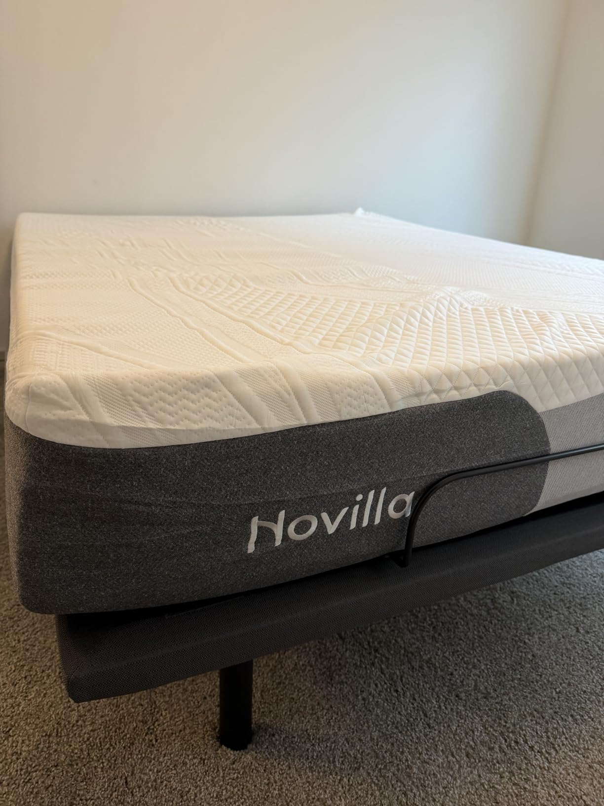 Novilla Queen Mattress 14 Inch, Gel-Infused Bliss Cooling Queen Memory Foam Mattress in a Box with Cool-Touch Nylon Cover, Pain Relief & Spinal Support with CertiPUR-US Certified Foam customer photo 2