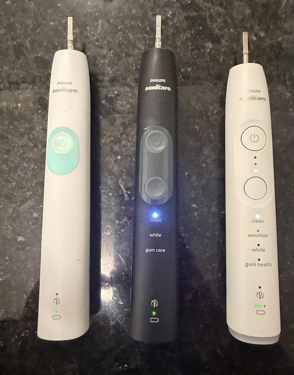 Philips Sonicare 7300 Series Electric Toothbrush - Next-Generation Sonicare Technology, Pressure Sensor, 12 Brushing Settings, SmarTimer, BrushPacer, 21-Day Runtime, Travel Case, White, HX7420/07 customer photo 1