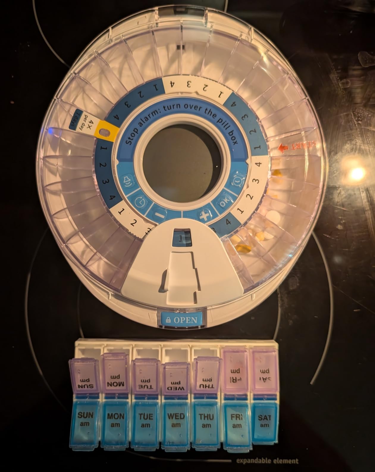 Betife 2nd Gen Automatic Pill Dispenser for Elderly with Alarm | 28 Slots, Key Locked, Alarm & Light Reminder, Mix-Proof, XL Display, 6 Dosage Rings,Easy Setup customer photo 1