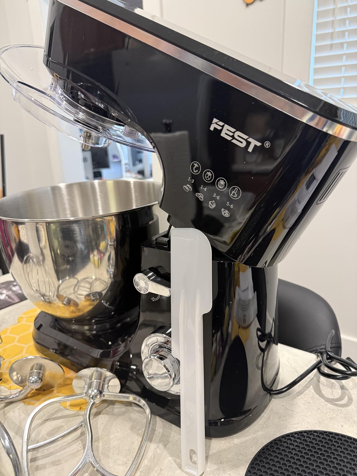 FEST 8.45QT Electric Kitchen Stand Mixer with 6 Speeds and 1500W Motor | Large mixing bowl, dough hook, whisk, beater and removable splash shield for bread, cakes, cookies, whipping and home baking customer photo 2
