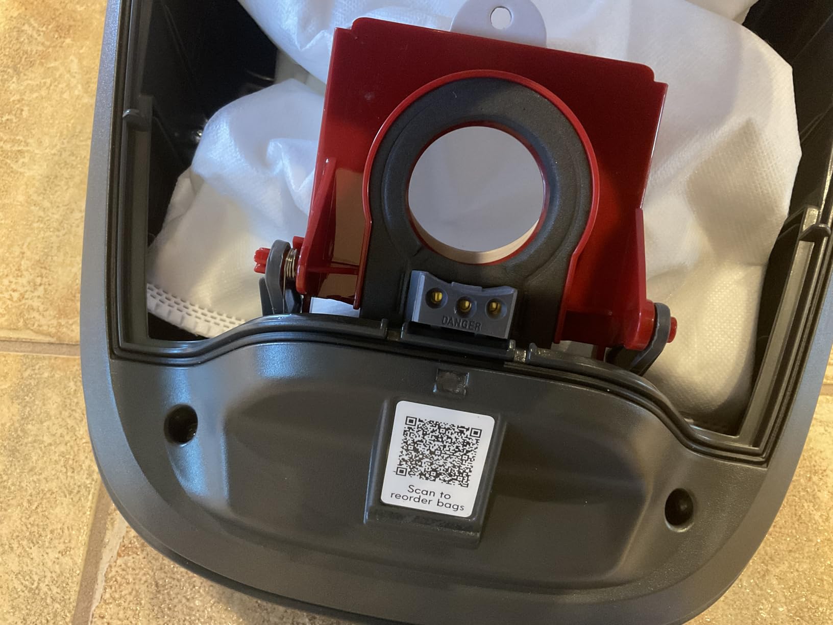 Kenmore 600 Series Bagged Canister Vacuum with Hair Eliminator Brushroll | Pet Friendly, POP-N-GO, Pet PowerMate, HEPA Filter, Performance Indicator, Extended Reach, Auto Cord Rewind - BC4039 customer photo 1