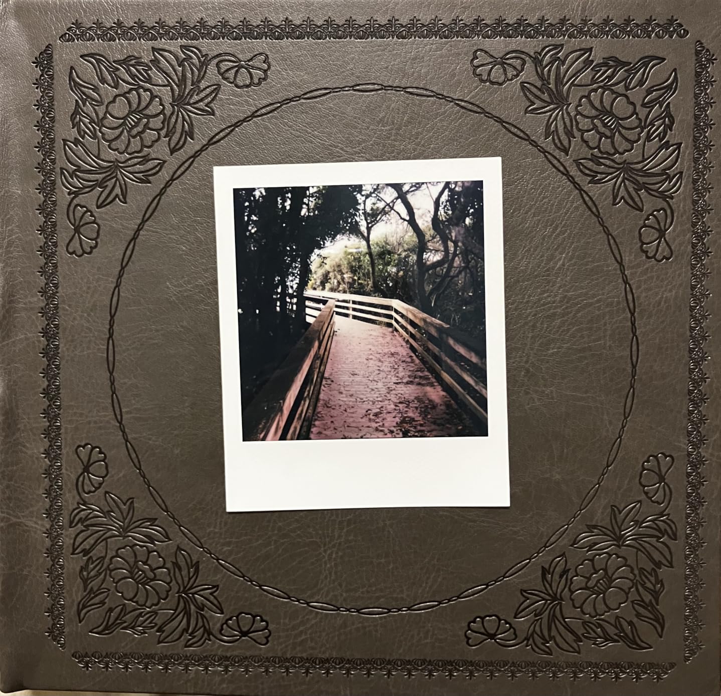 Polaroid Flip Instant Camera + Color Film Bundle (16 Photos Included) - White (6652) customer photo 2