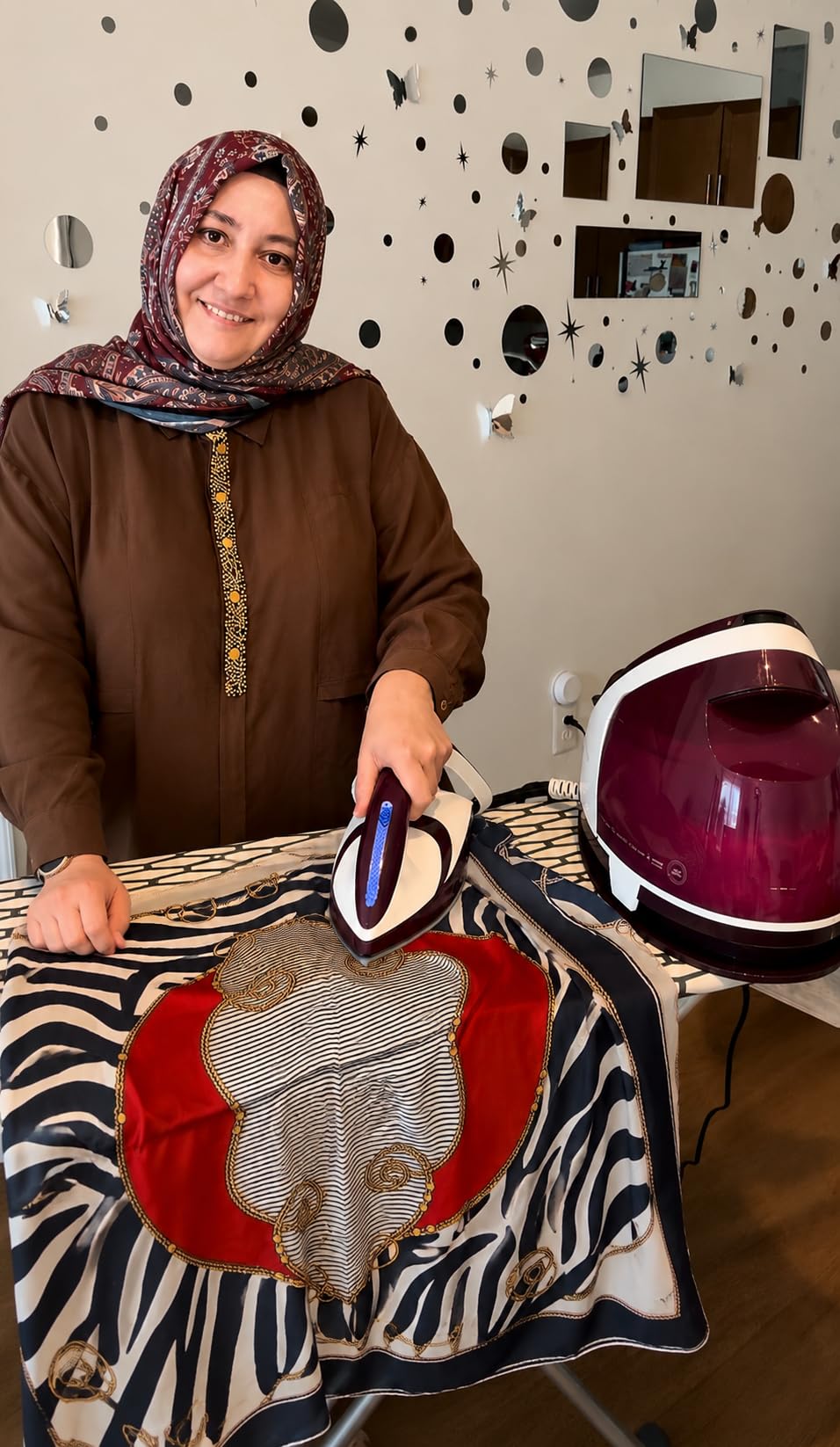 Martisan Steam Iron for clothes, 1800W, Nano Ceramic Soleplate customer photo 2