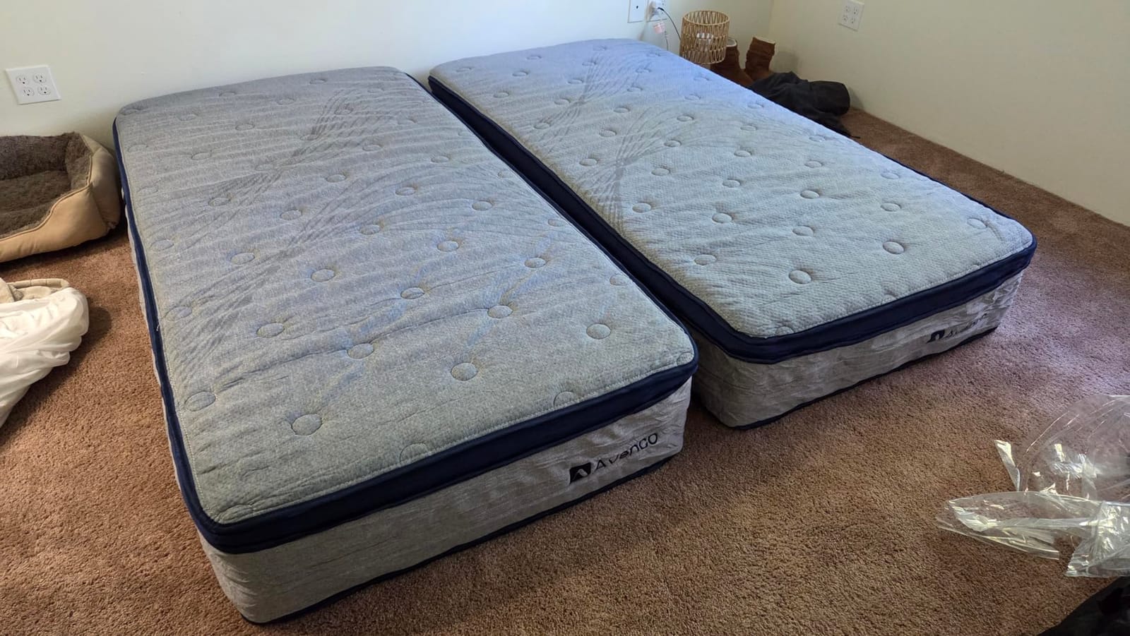 Avenco Queen Mattress 12 Inch, Luxury Hotel-Level Cooling Hybrid Mattress with Dual NanoGEL Memory Foam, SmartS Coil for Motion Isolation & Extra Back Support, Pressure Relief, CertiPUR-US Certified customer photo 2