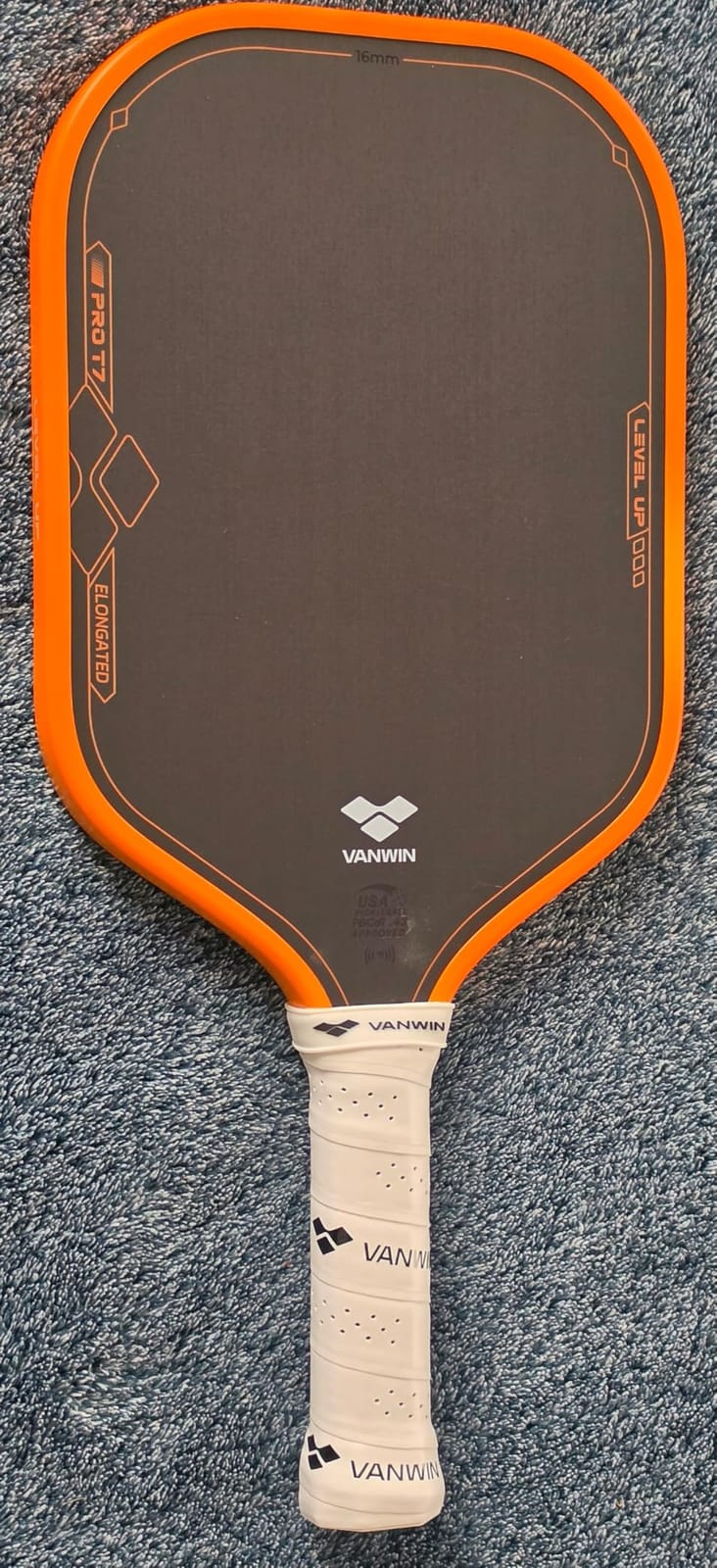 Pickleball Paddles Carbon Fiber USAPA Approved for Intermediate | Great Spin & Power Easy To Maneuver, 16mm Polypropylene Core Thermoformed Elongated customer photo 2
