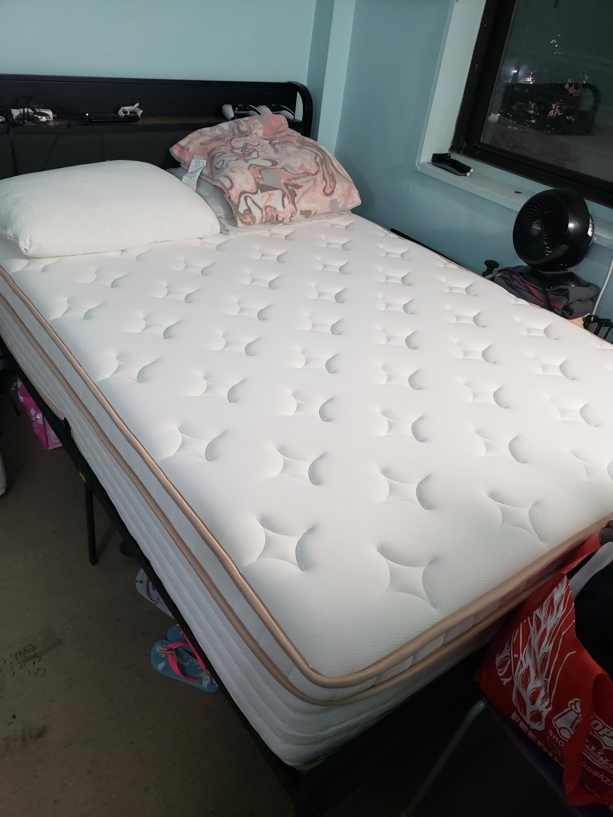 BedStory Firm King Mattress - 14 Inch Hybrid King Size Mattress with Low Motion Transfer and Orthopedic Lumbar Support - CertiPUR-US Certified Non-Toxic Materials customer photo 1