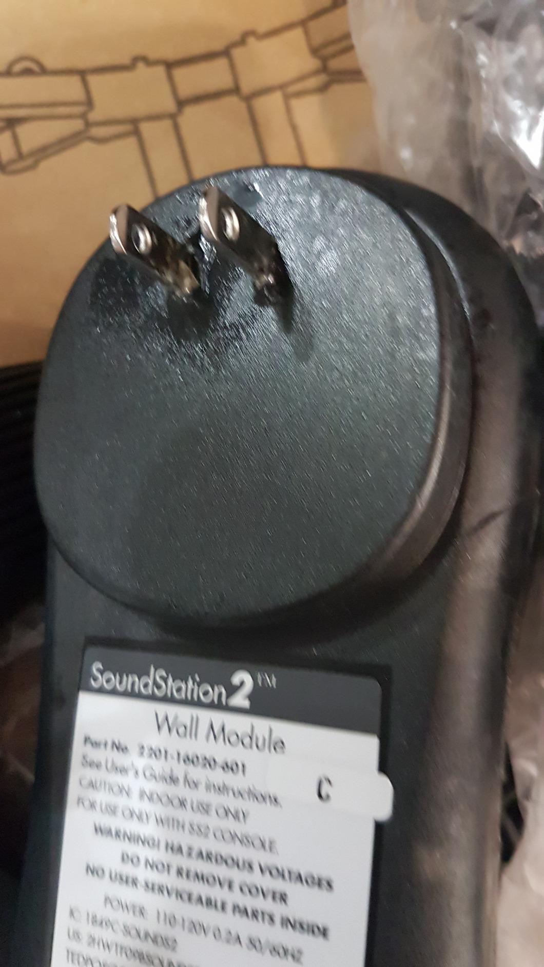 Polycom SoundStation2 Expandable Conference Phone (2200-16200-001) customer photo 1