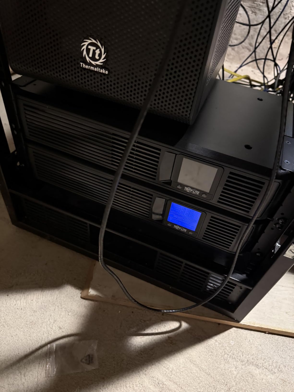 Eaton Tripp Lite SMART1500LCD 1500VA 2U Rack Mount UPS 900W Battery Backup customer photo 2
