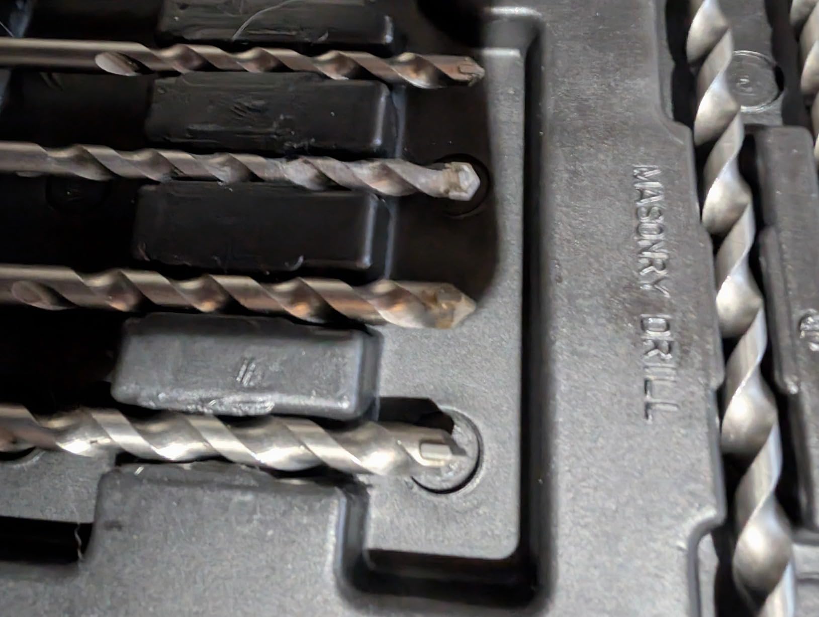 Skil 7.5 Amp 1/2-in Corded Hammer Drill with 100pcs Drill Bit Set With Variable Speed- HD182002 customer photo 2