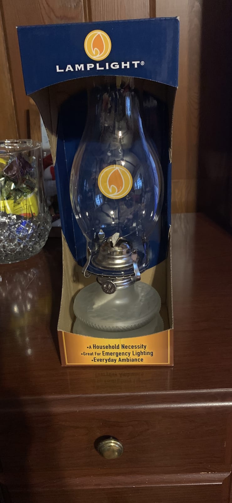 Lamplight Farms 22300 Classic Oil Lamp Frosted Base customer photo 1