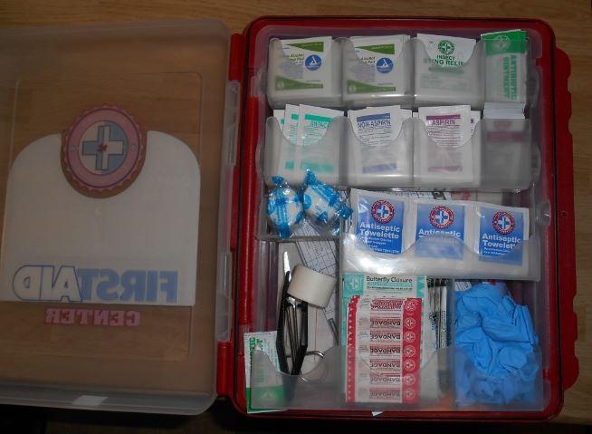 Be Smart Get Prepared First Aid Kit Hard Red Case 326 Pieces Exceeds OSHA and ANSI Guidelines 100 People customer photo 2