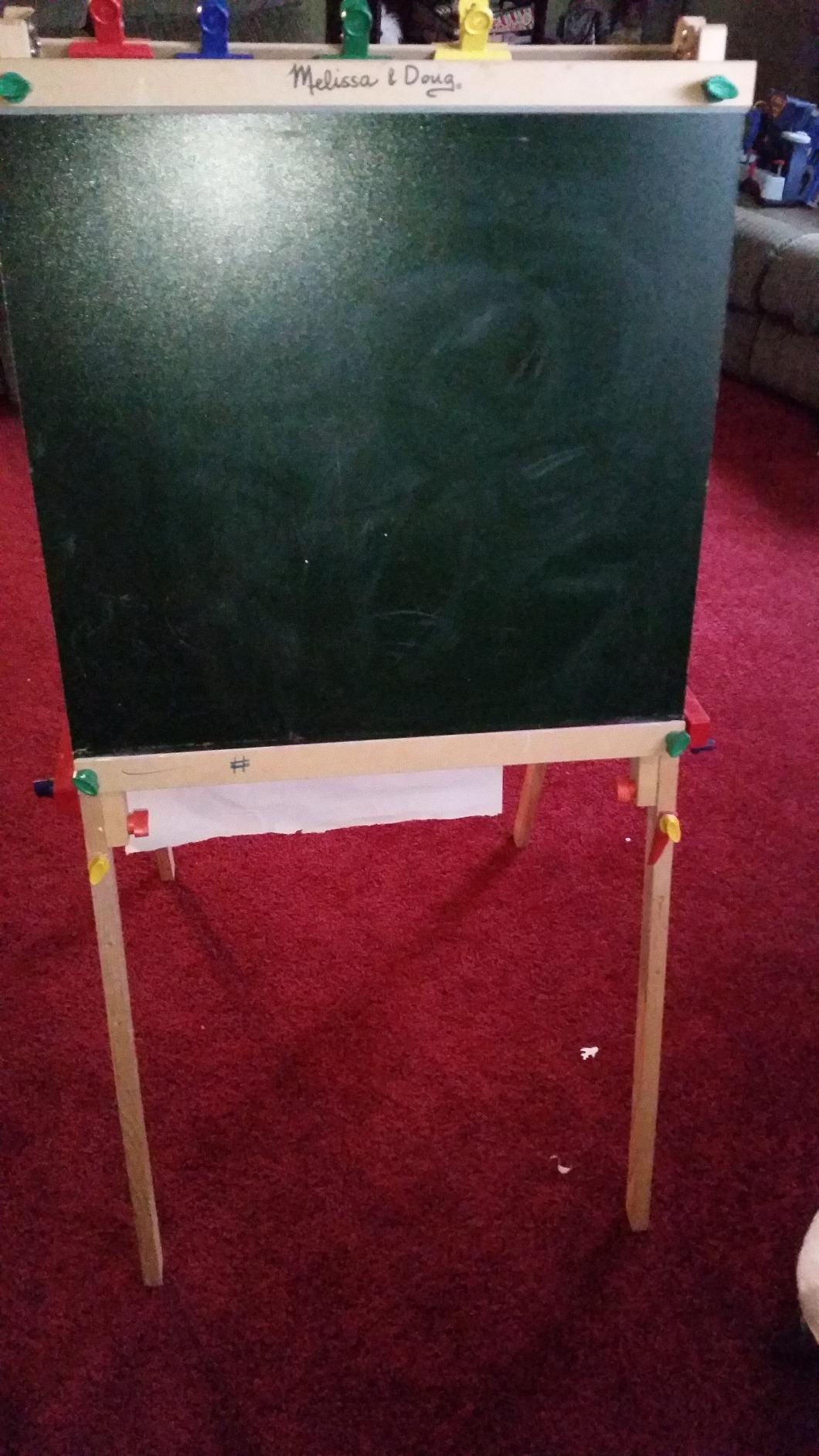 Melissa & Doug Deluxe Double-Sided Wooden Standing Art Easel customer photo 2