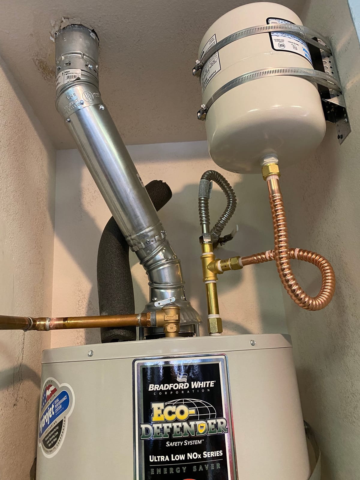 Watts PLT-5 Potable Water Expansion Tank 2.1 Gallon 3/4