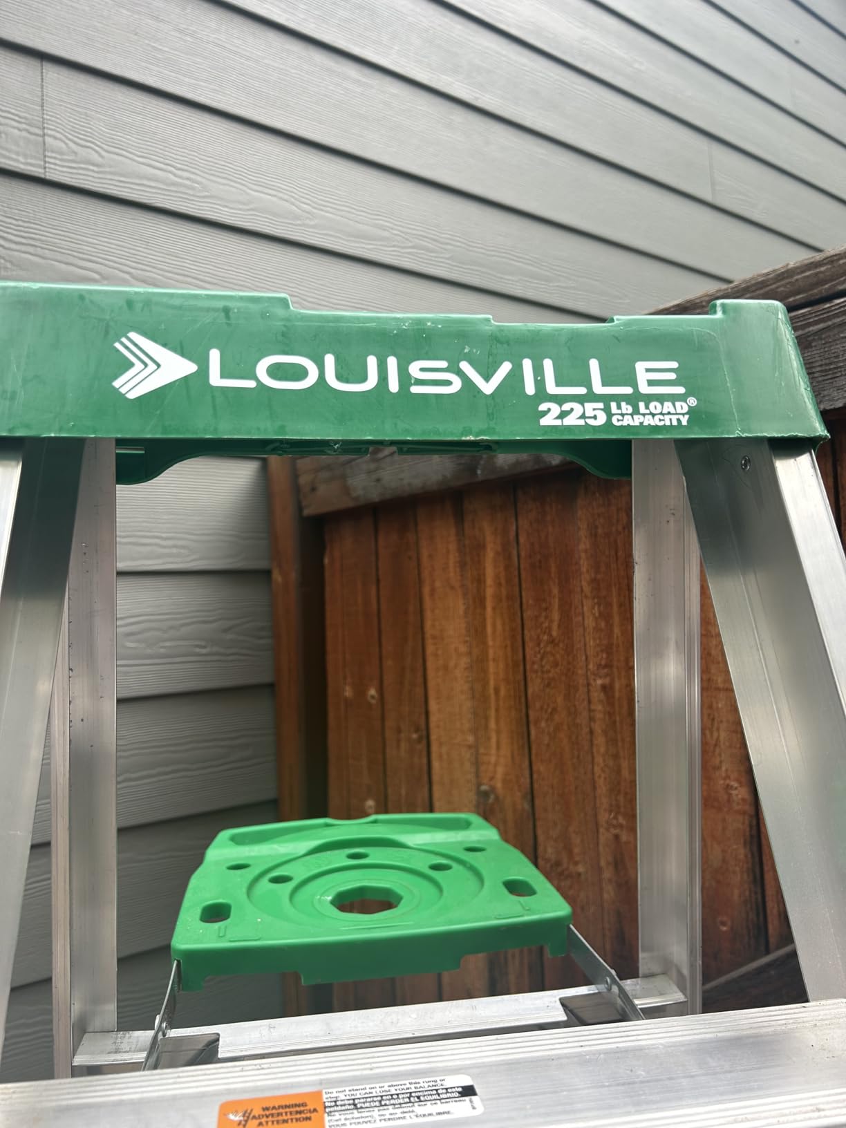 Louisville Ladder AS4006 6-Foot Aluminum Step Ladder, 225-Pound Capacity, Green, 6 Feet customer photo 1
