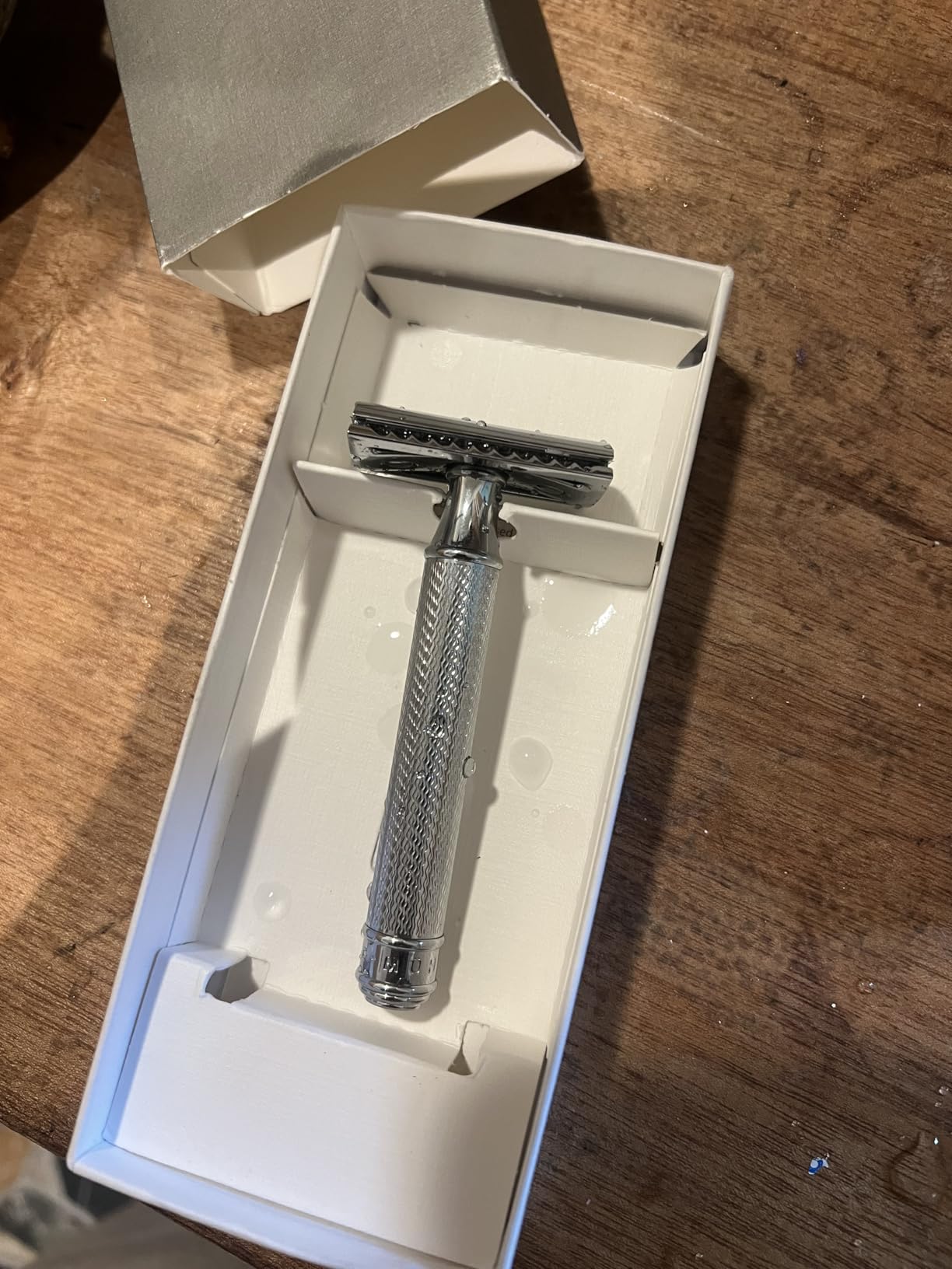 MÜHLE TRADITIONAL R89 Double Edge Safety Razor (Closed Comb) | Perfect for Everyday Use | Barbershop Quality Close Smooth Shave | Luxury Razor for Men customer photo 1