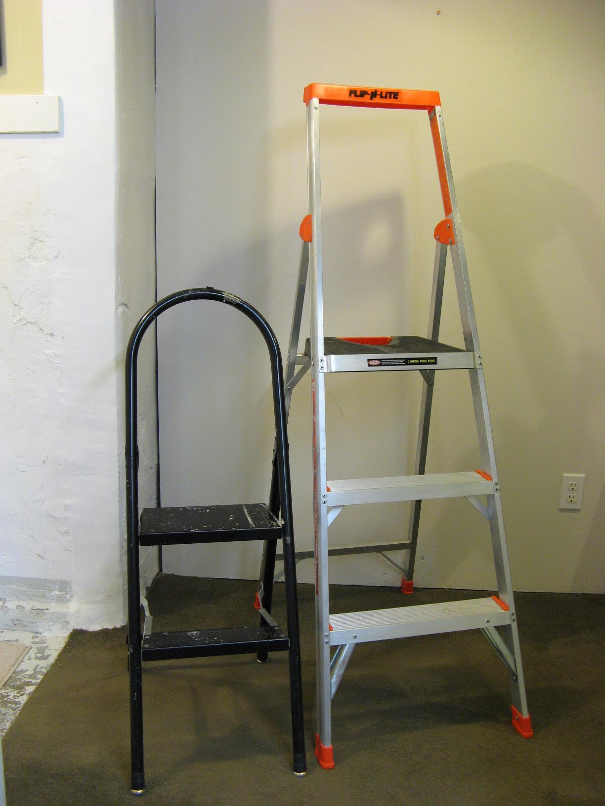 Little Giant Flip N Lite 5-ft Aluminum Stepladder, 15273-001 customer photo 1
