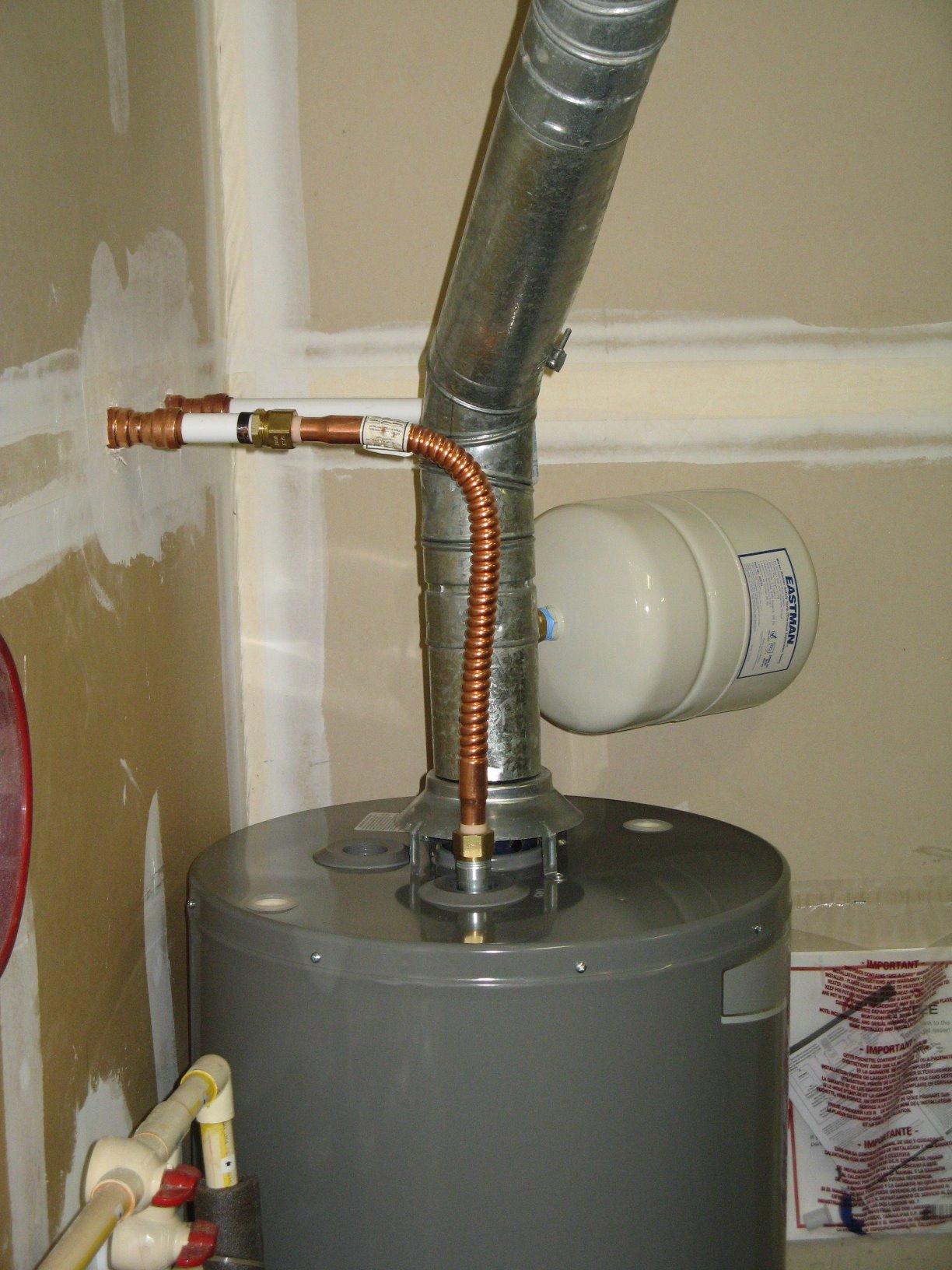 Eastman Thermal Expansion Tank, 4.5 gal, 3/4 in MIP Connection, 60023 customer photo 1