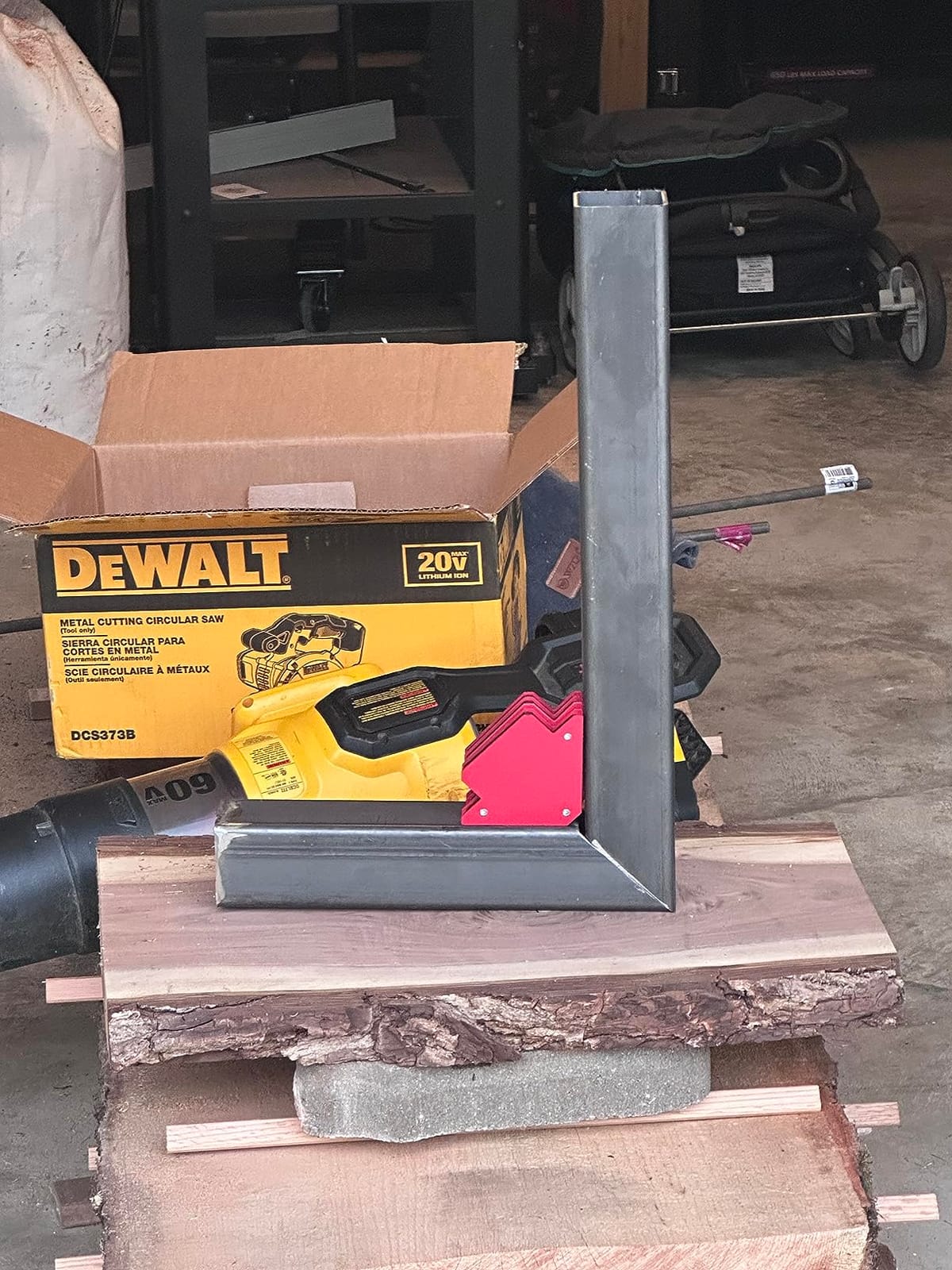 DEWALT DCS373B 20V Max Lithium Ion Metal Cutting Circular Saw (Tool Only) customer photo 1