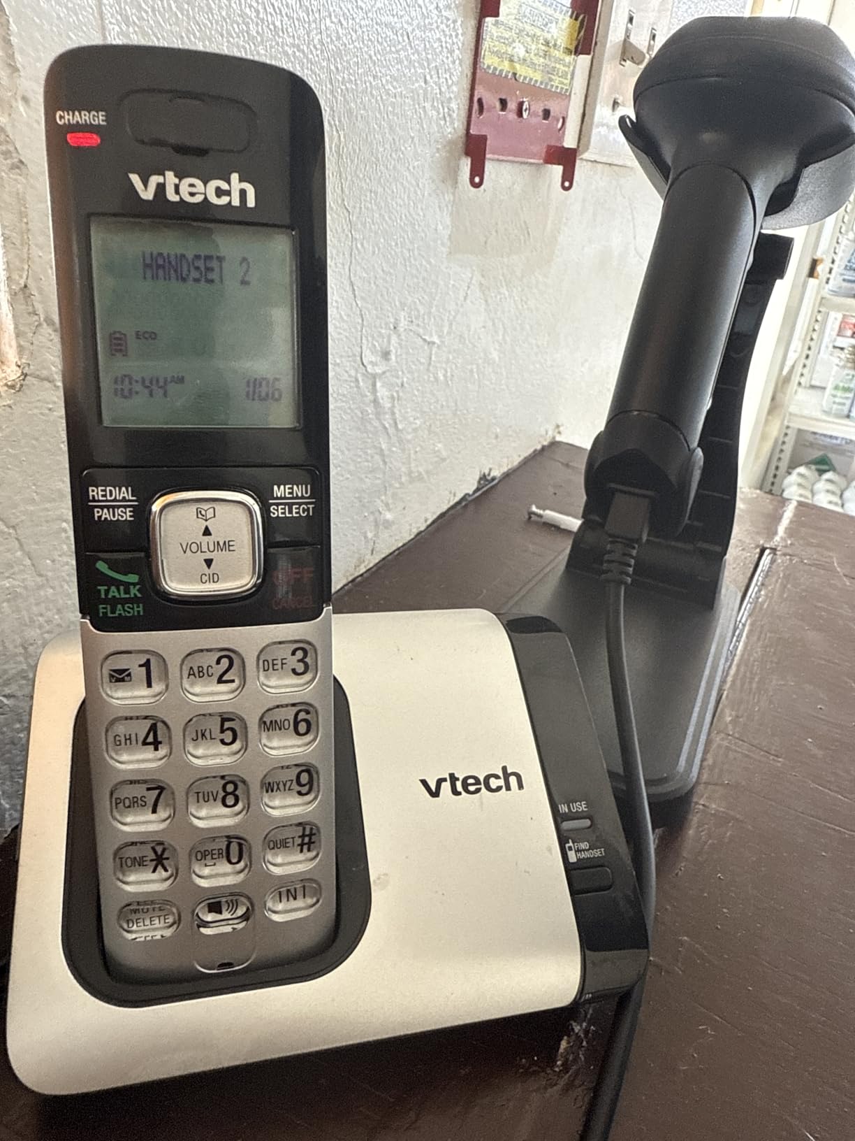 VTech CS6719-2 2-Handset Cordless Phone with Caller ID/Call Waiting, Handset Intercom & Backlit Display/Keypad, Silver customer photo 2
