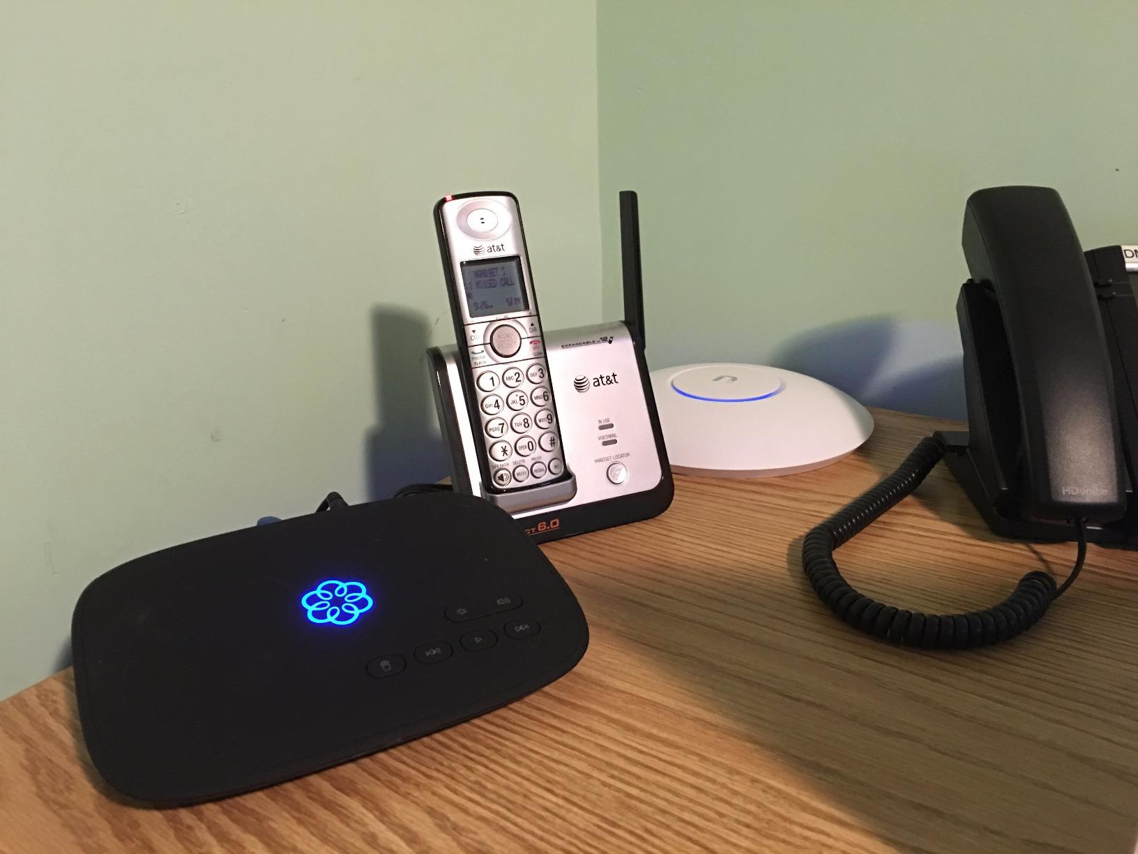 Ooma Telo VoIP Free Internet Home Phone Service: Black customer photo 1