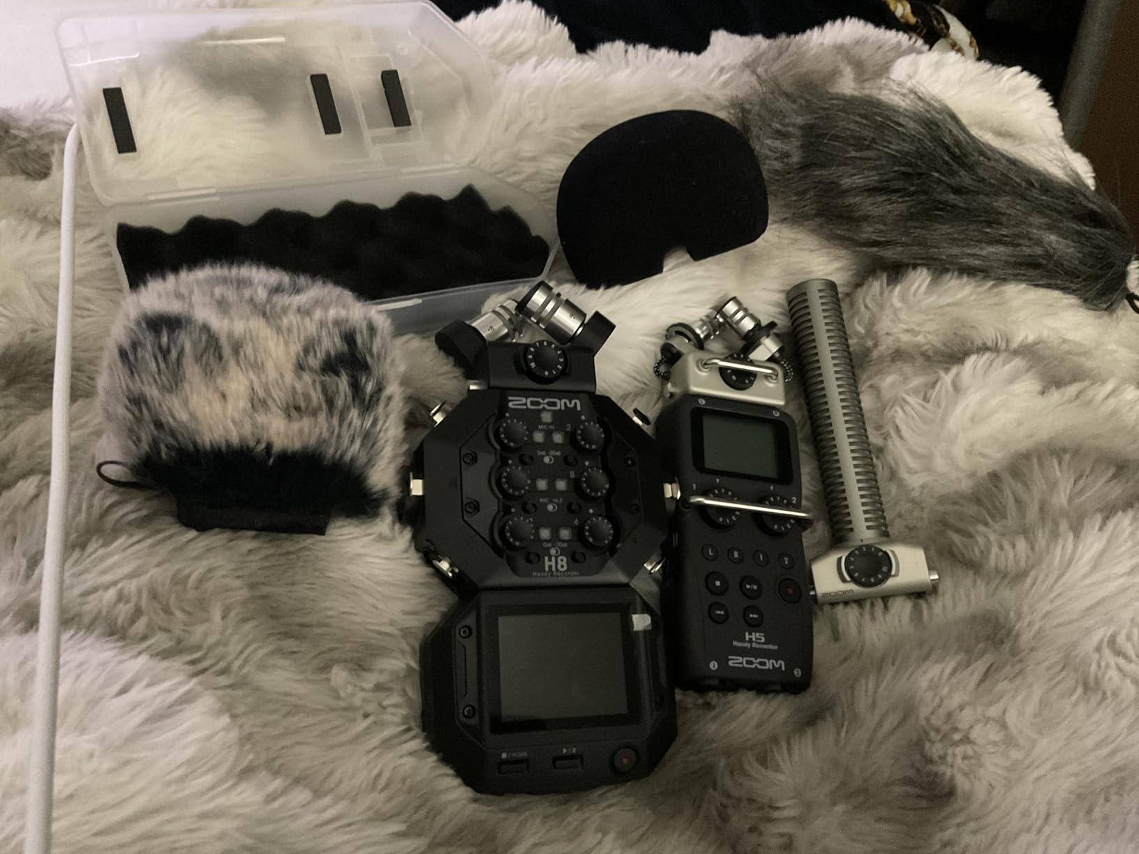 Zoom H5 4-Track Handheld Recorder for Filmmakers & Musicians customer photo 1