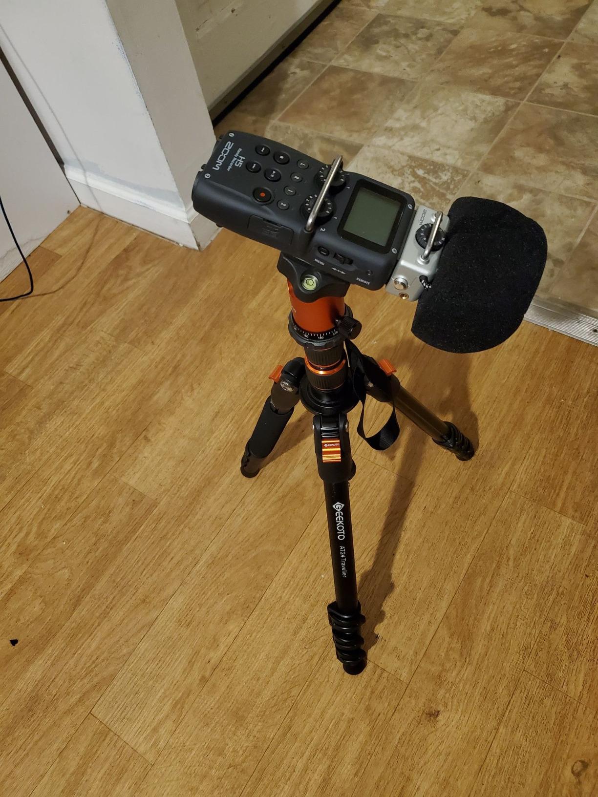Zoom H5 4-Track Handheld Recorder for Filmmakers & Musicians customer photo 2
