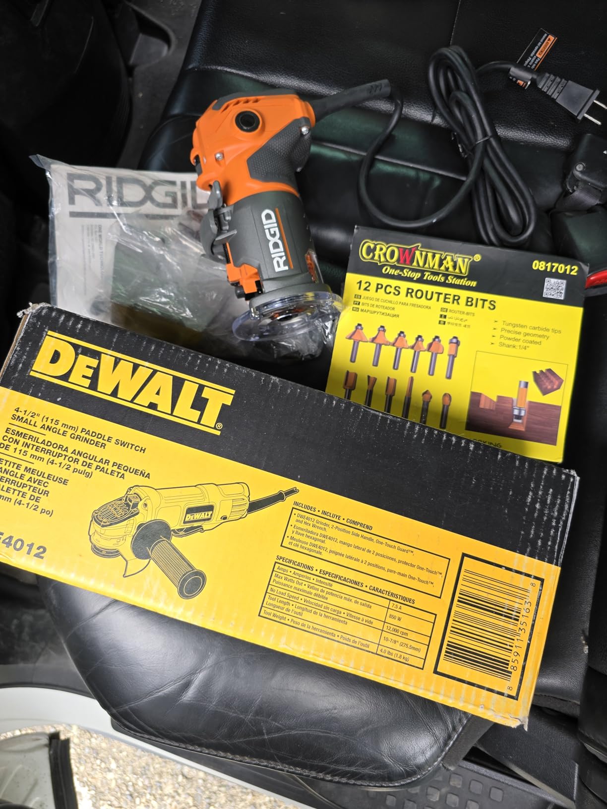 DEWALT Angle Grinder Tool, 4-1/2-Inch, Paddle Switch, 7-Amp (DWE4012) customer photo 2