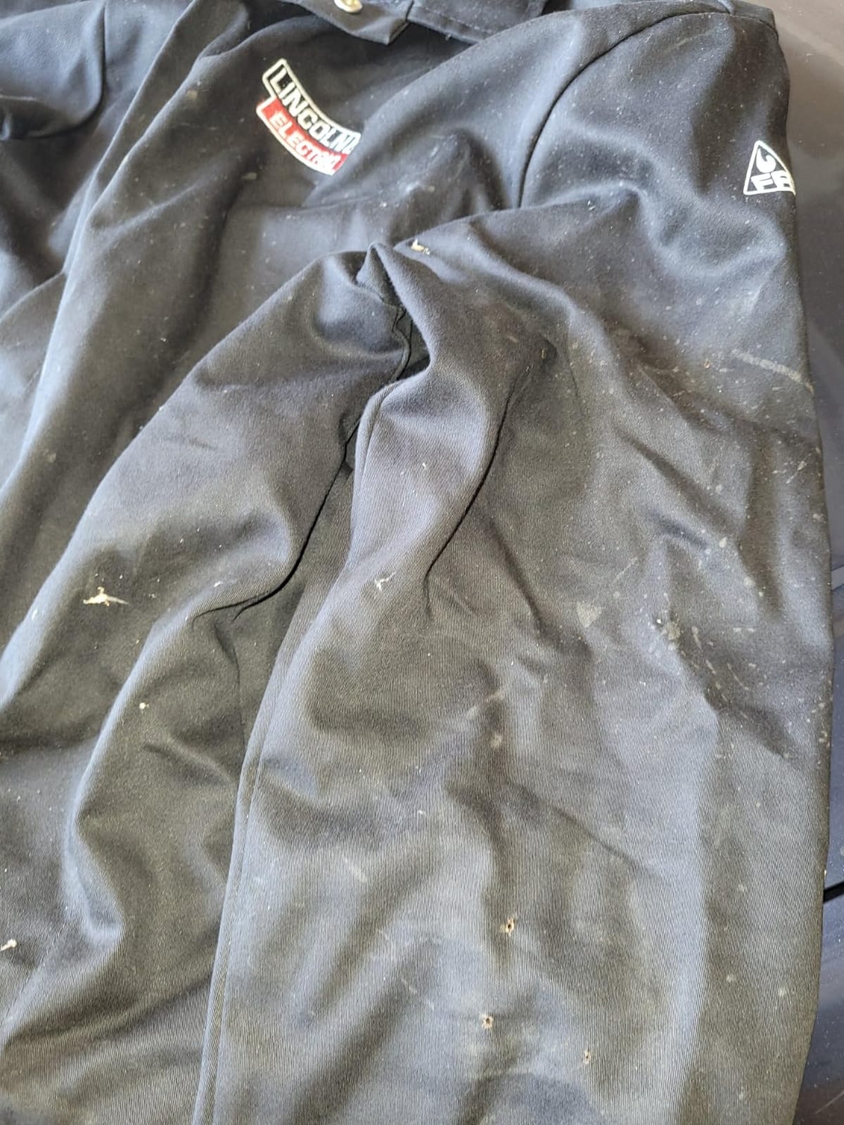 Lincoln Electric Black Flame-Resistant Cloth Welding Jacket customer photo 2