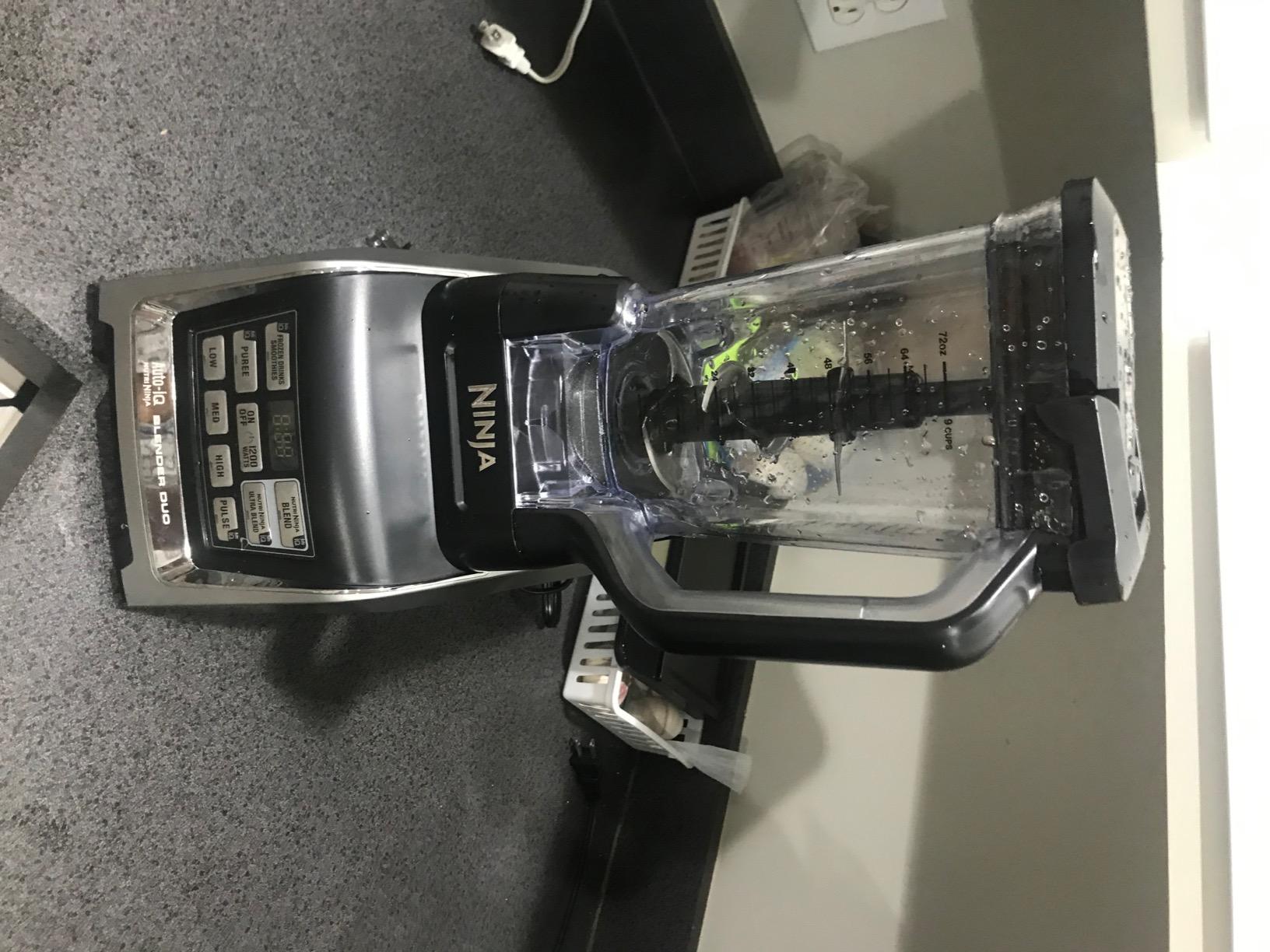 Ninja Nutri Personal & Countertop Blender, 1200W Auto-iQ, Black, BL642 customer photo 2