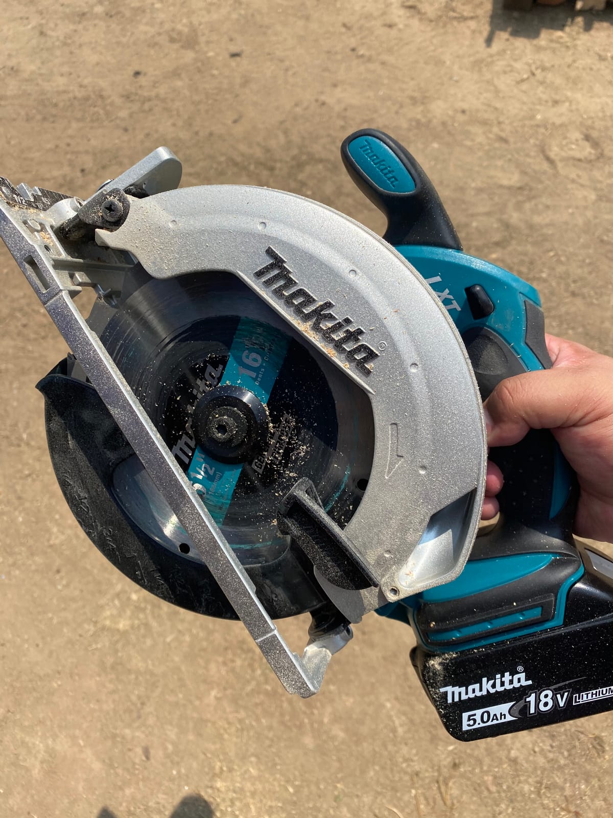 Makita XSS02Z 18V LXT Lithium-Ion Cordless 6-1/2