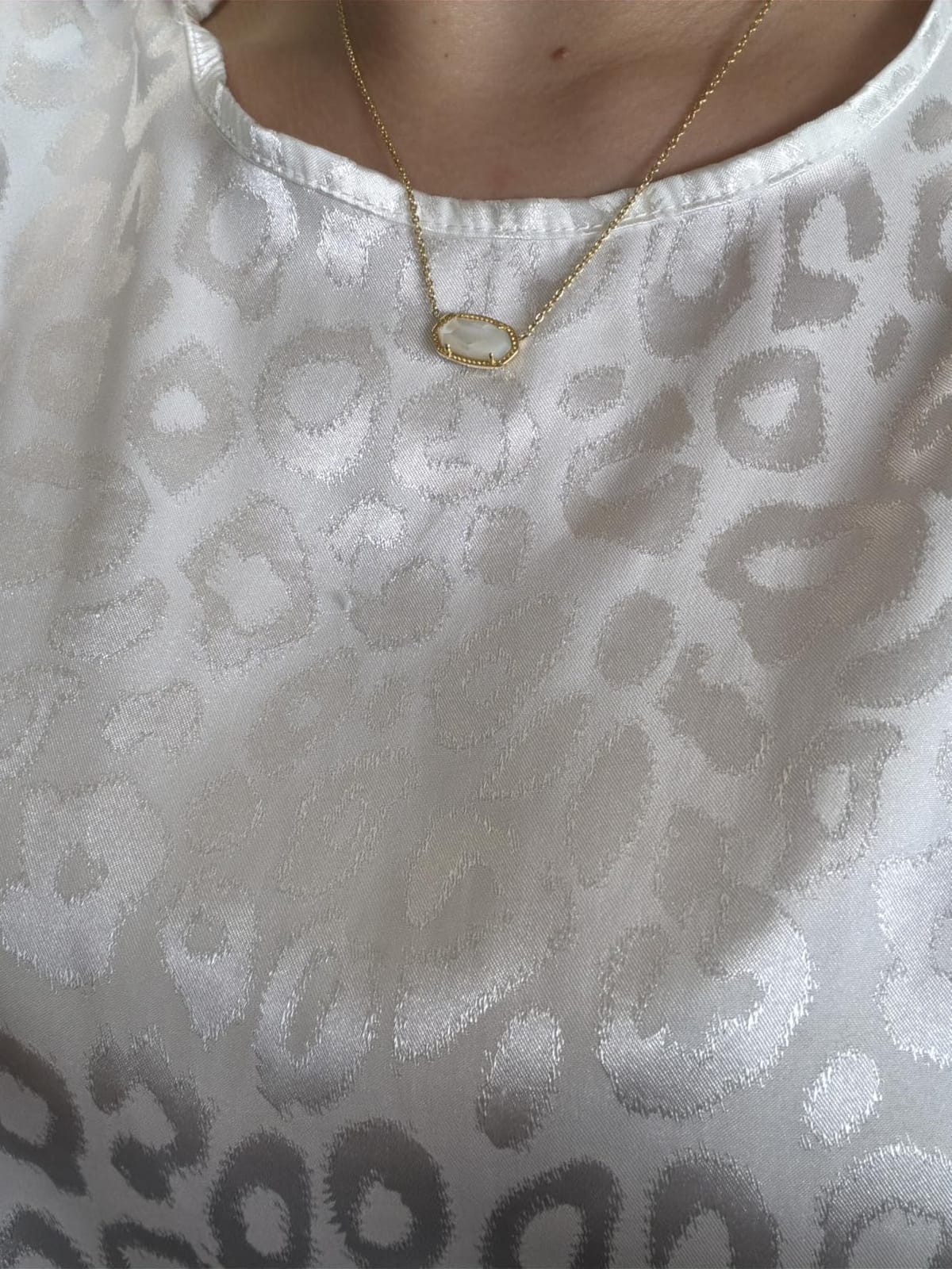 Kendra Scott Elisa Pendant Necklace for Women, Fashion Jewelry, 14k Gold-Plated customer photo 1
