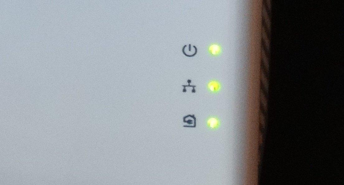 NETGEAR Powerline Adapter Kit, 1200 Mbps Wall-Plug, 1.2 Gigabit Ethernet Ports with Passthrough + Extra Outlet (PLP1200-100PAS) customer photo 1