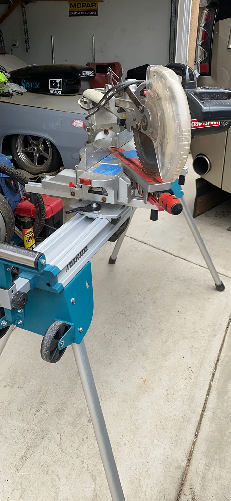 Makita WST06 Compact Folding Miter Saw Stand customer photo 1
