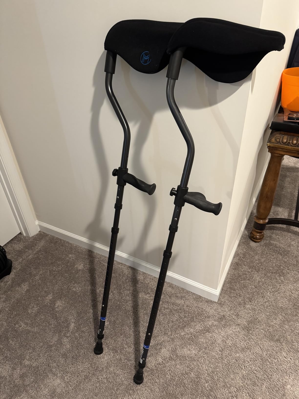 in-Motion Pro Underarm Crutches for Adults, Spring Assist, Foldable customer photo 1