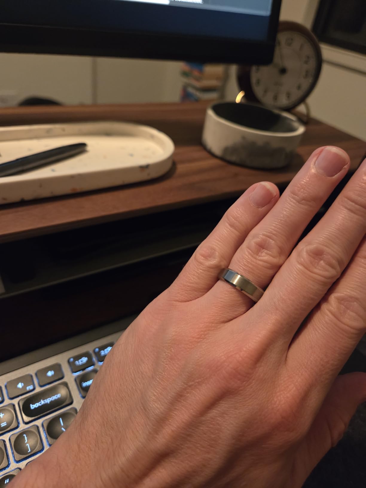 TIGRADE Titanium Rings 4MM 6MM 8MM 10MM Wedding Band in Comfort Fit Matte for Men Women Size 3-15 customer photo 1