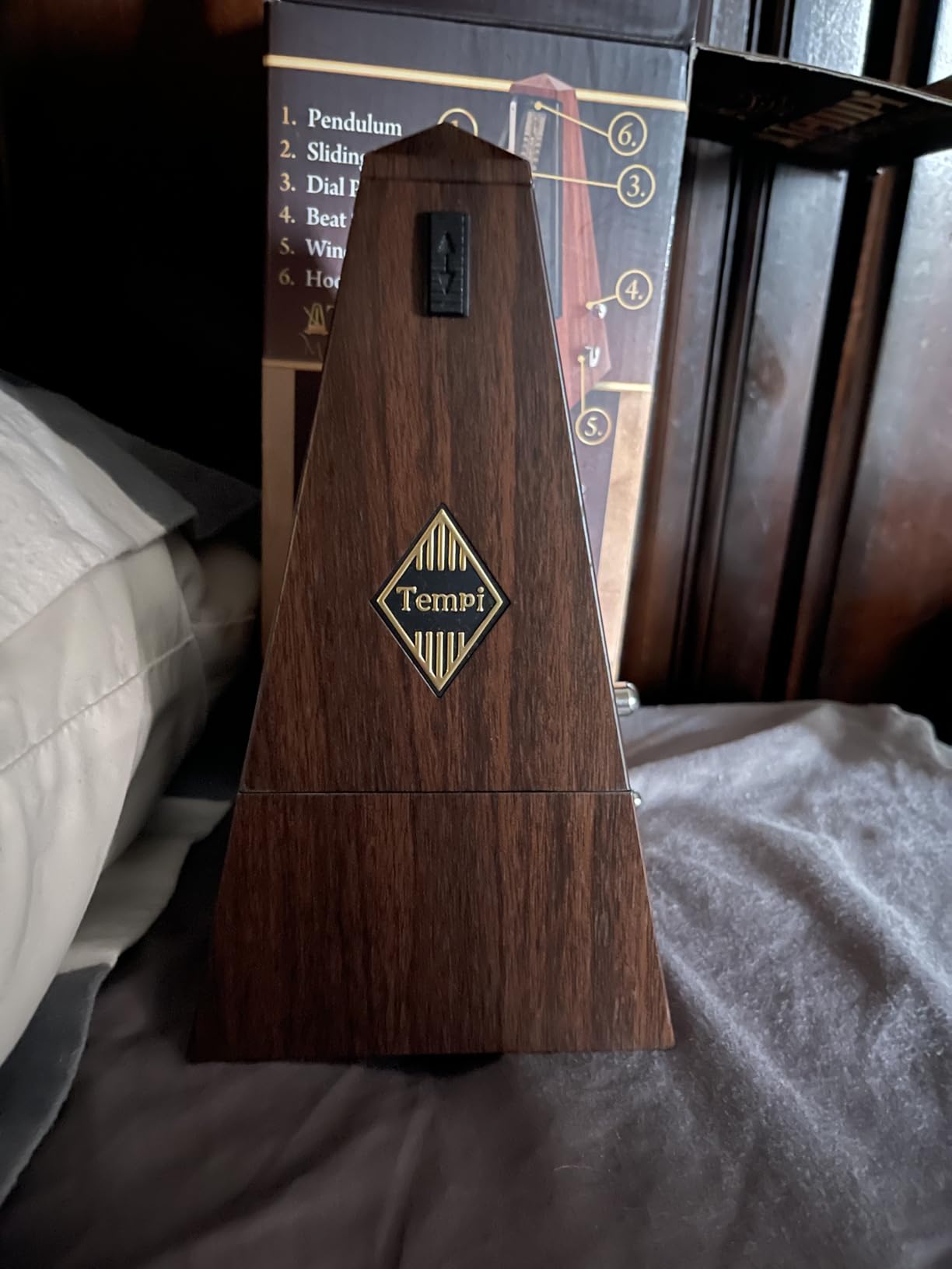 Tempi Metronome for Musicians - Mechanical Metronome for Piano, Metronome for Guitar/Violin or Metronome Music for Adults and Kids (Plastic Brown Grain Veneer) customer photo 1