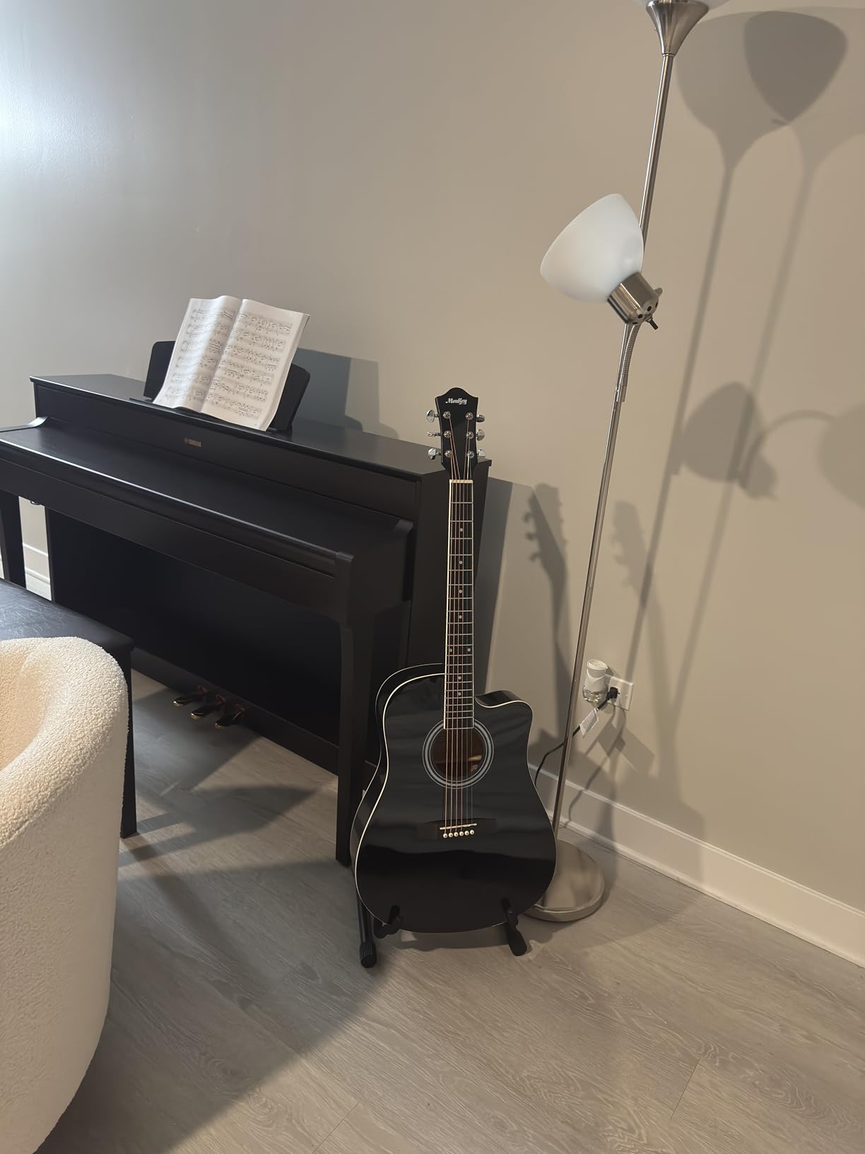 Amazon Basics Portable Adjustable Folding Guitar Stand for Electric and Acoustic Guitars, A-shape, Fully Assembled with Padded Foam, Black, 8.66 x 15.16 x 3.74 inches customer photo 2